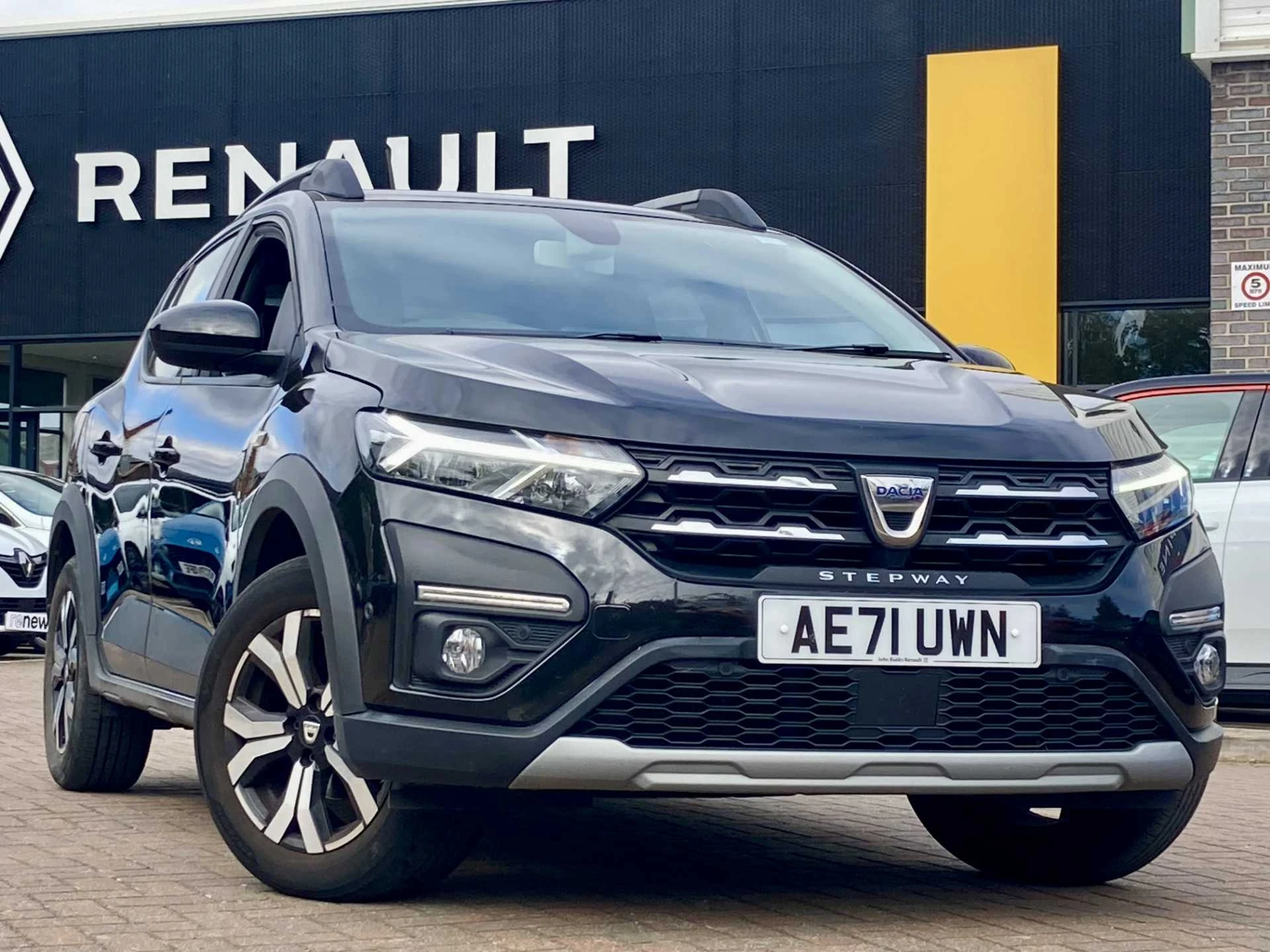 Vehicle image 1