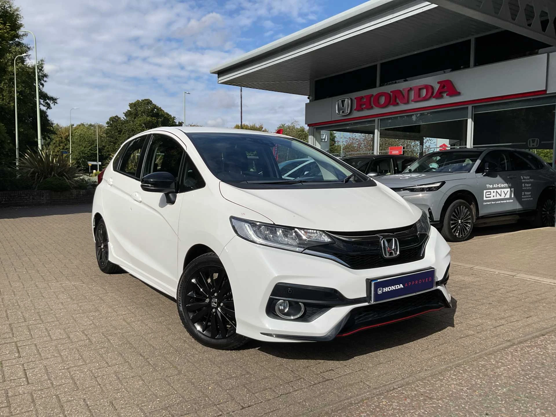 Vehicle image 1
