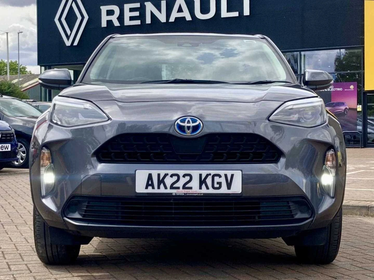 Vehicle image 4