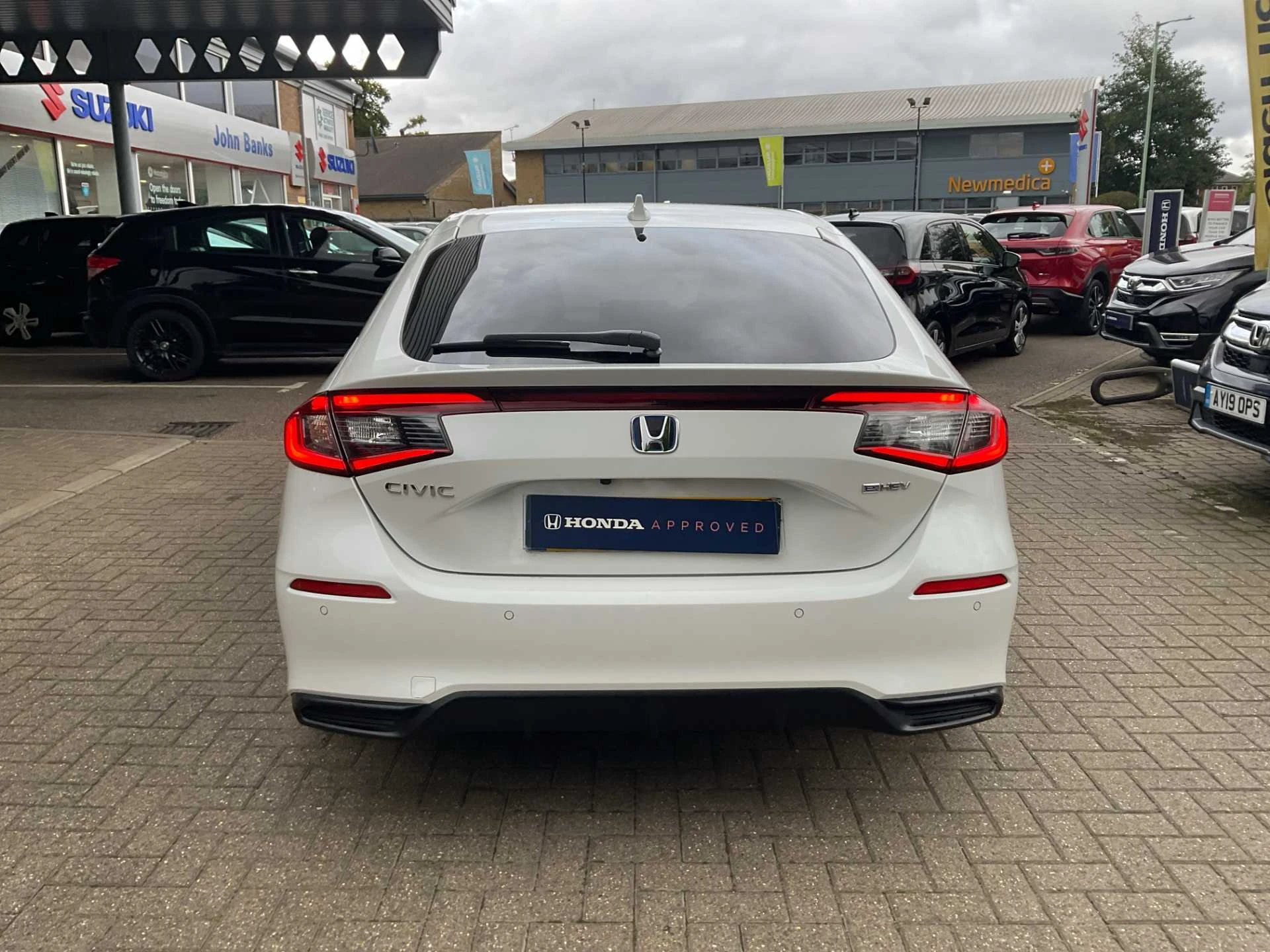 Vehicle image 7