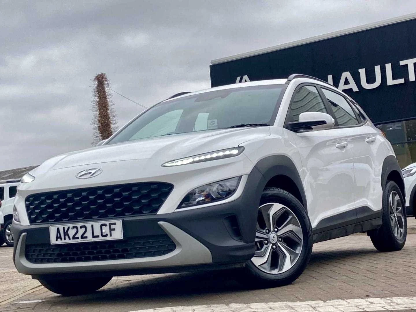 Vehicle image 6