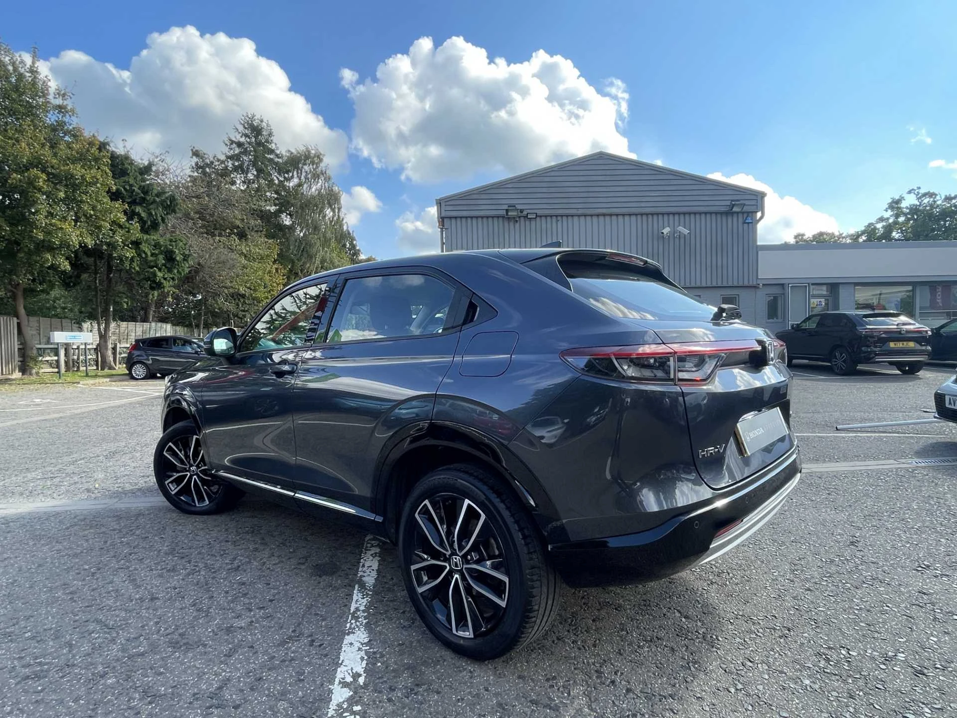 Vehicle image 3