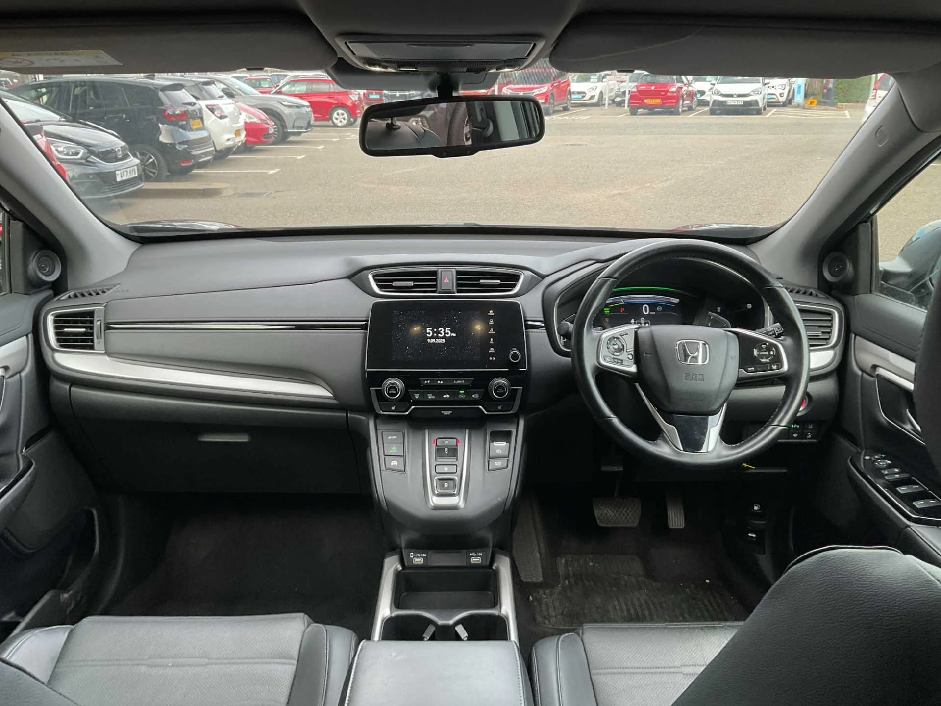 Vehicle image 4