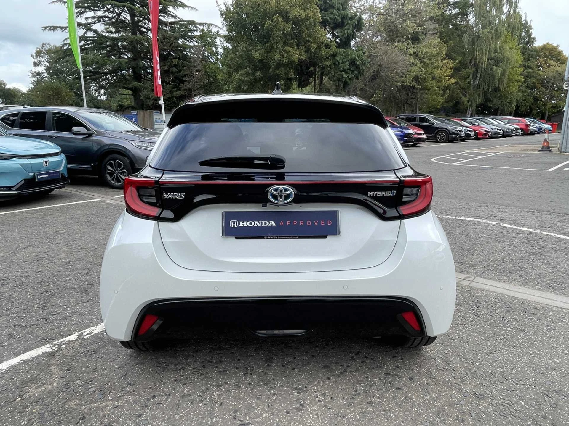 Vehicle image 7
