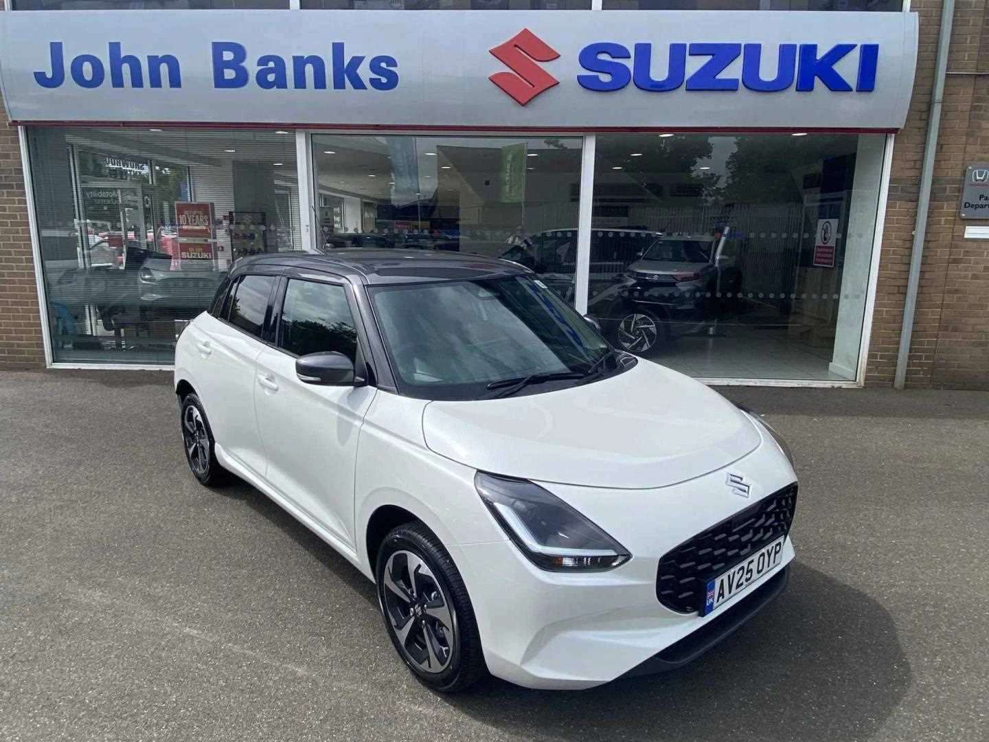 Vehicle image 3