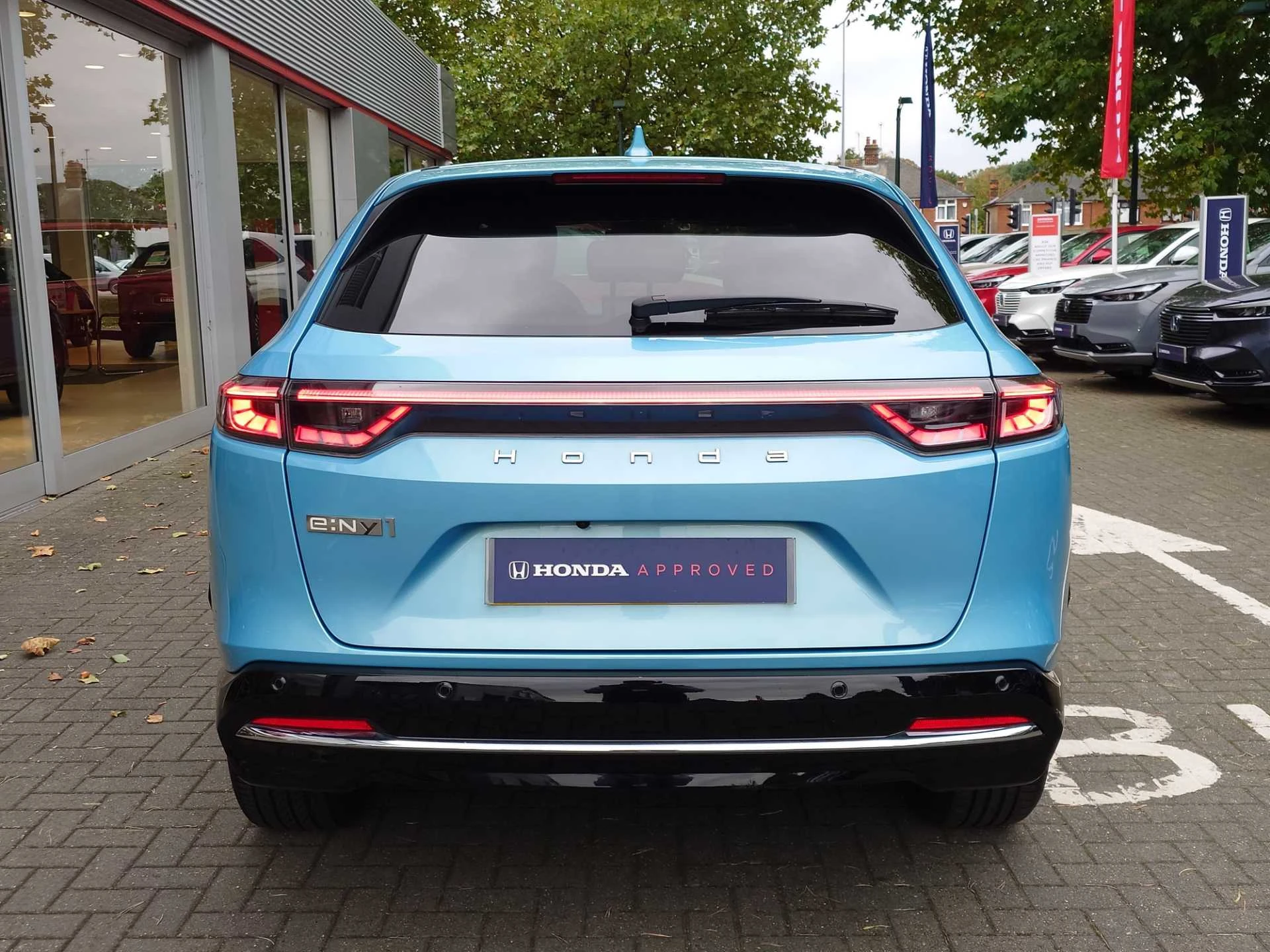 Vehicle image 7