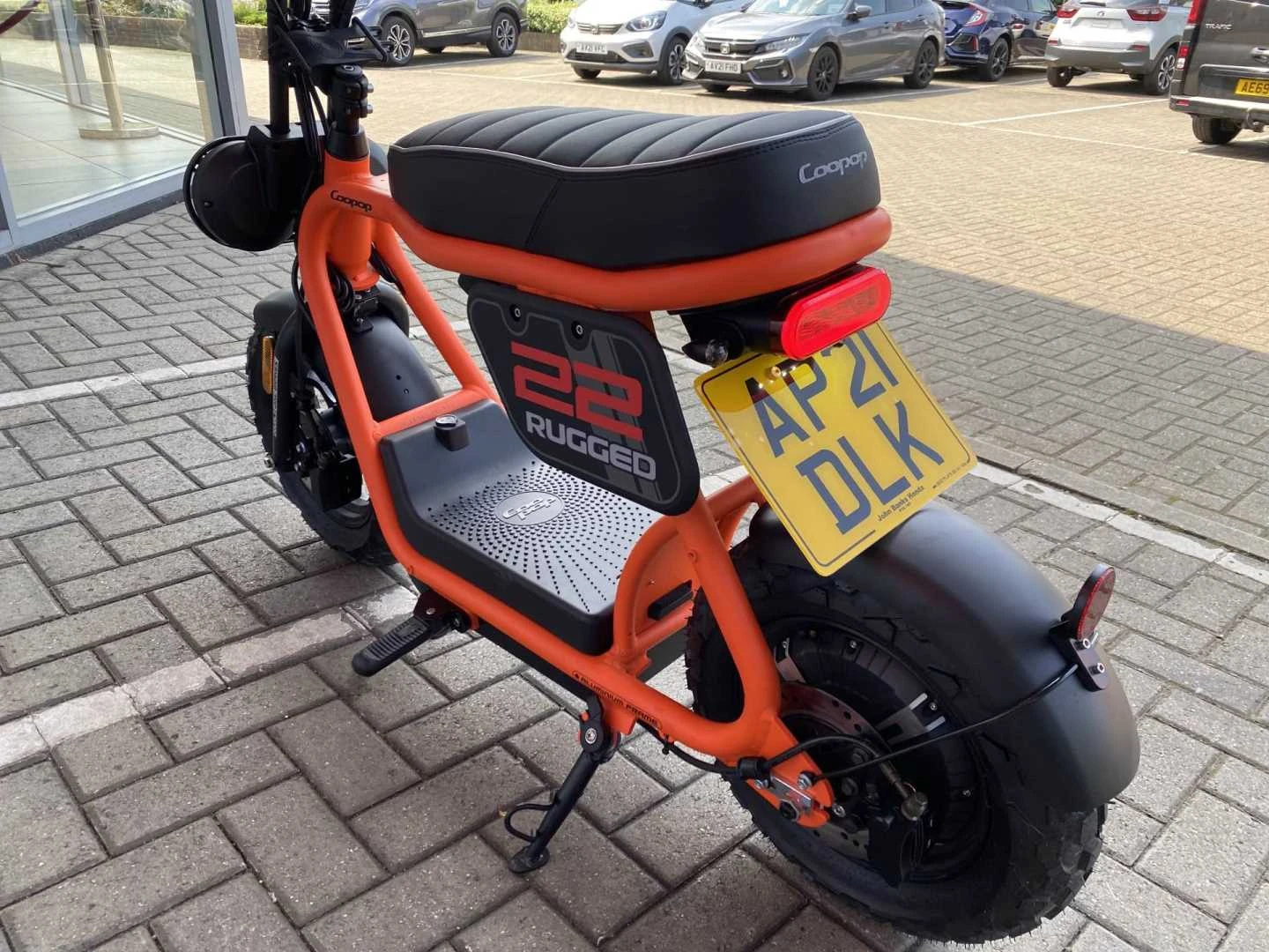 Vehicle image 5