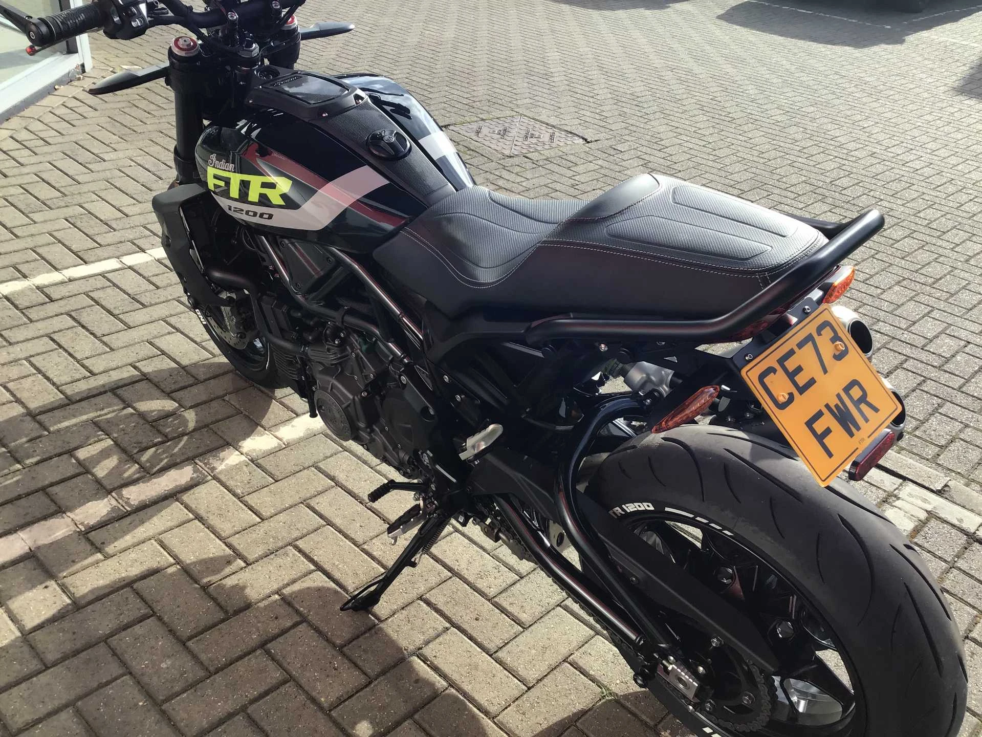 Vehicle image 6