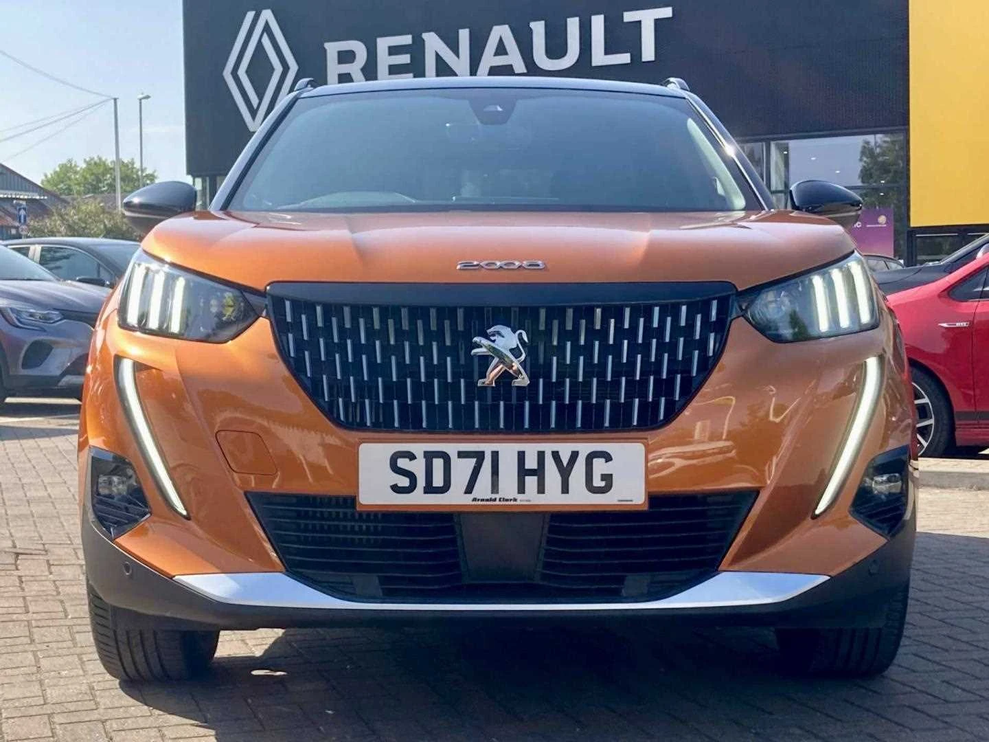 Vehicle image 5