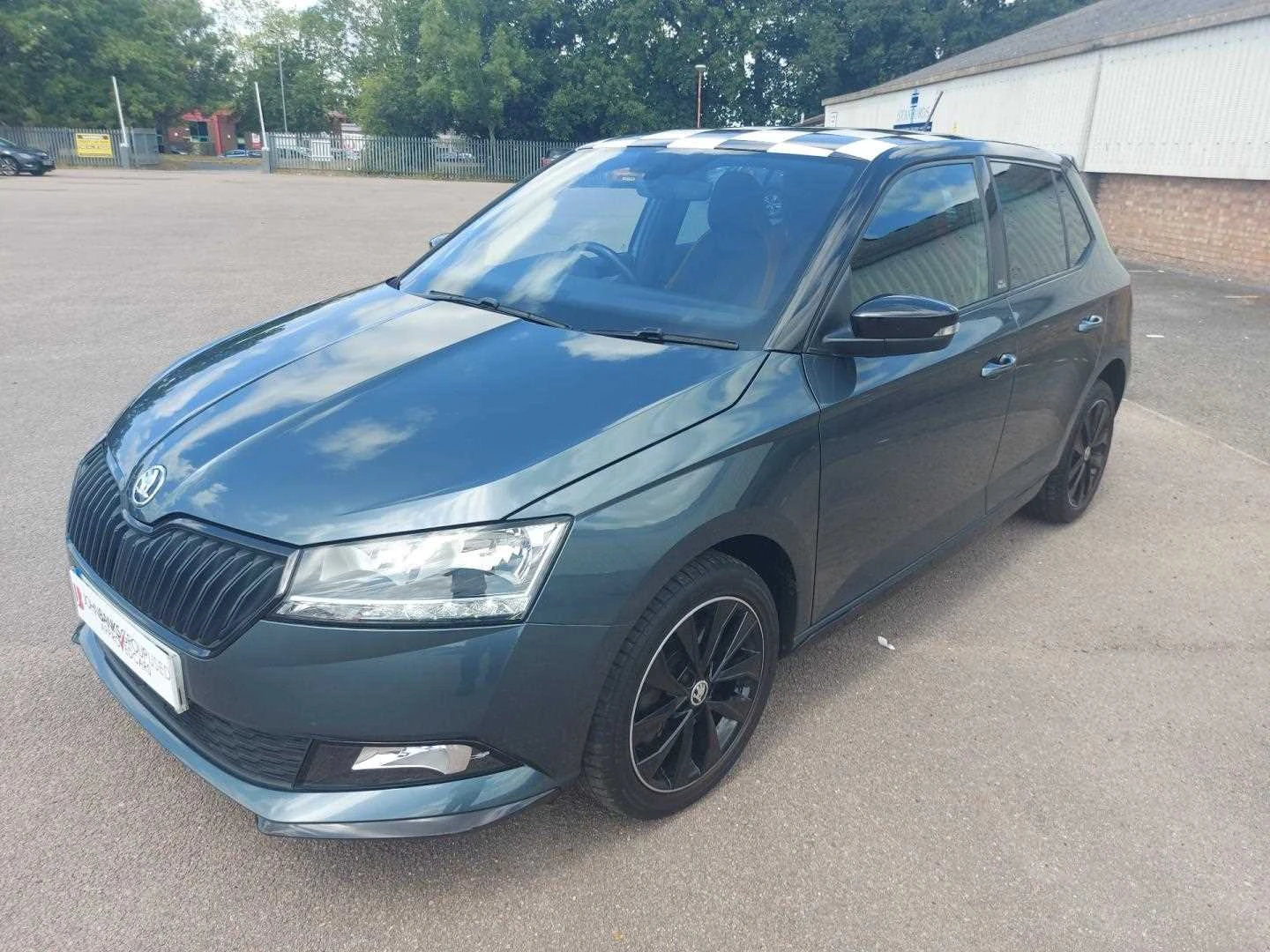 Vehicle image 3