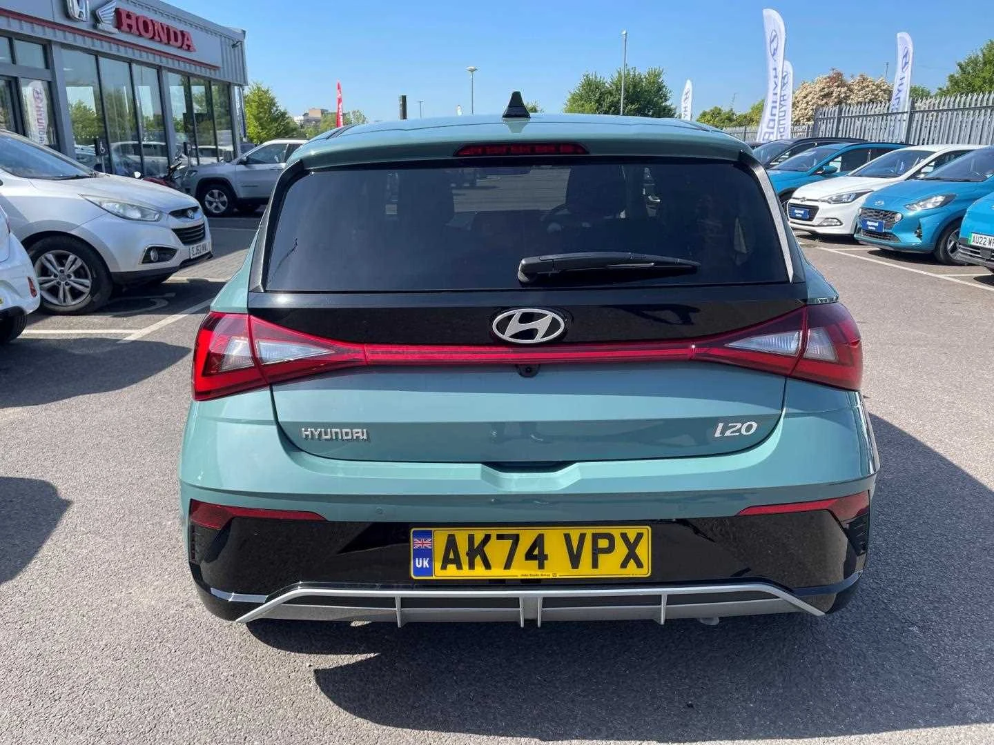 Vehicle image 6