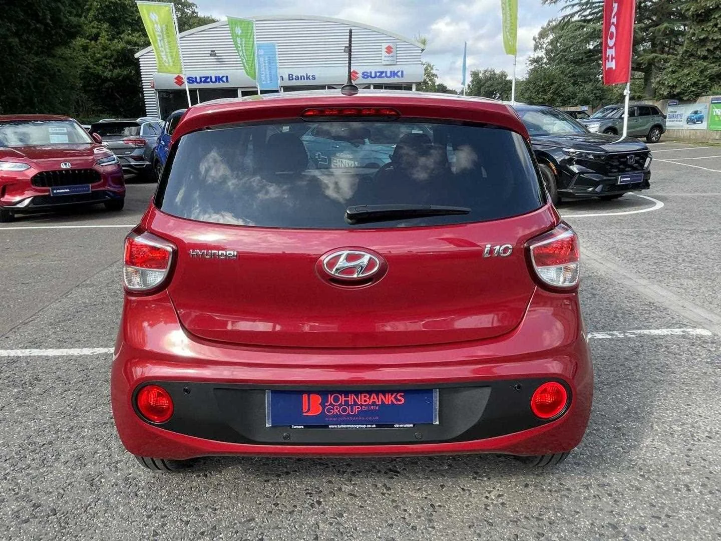 Vehicle image 7