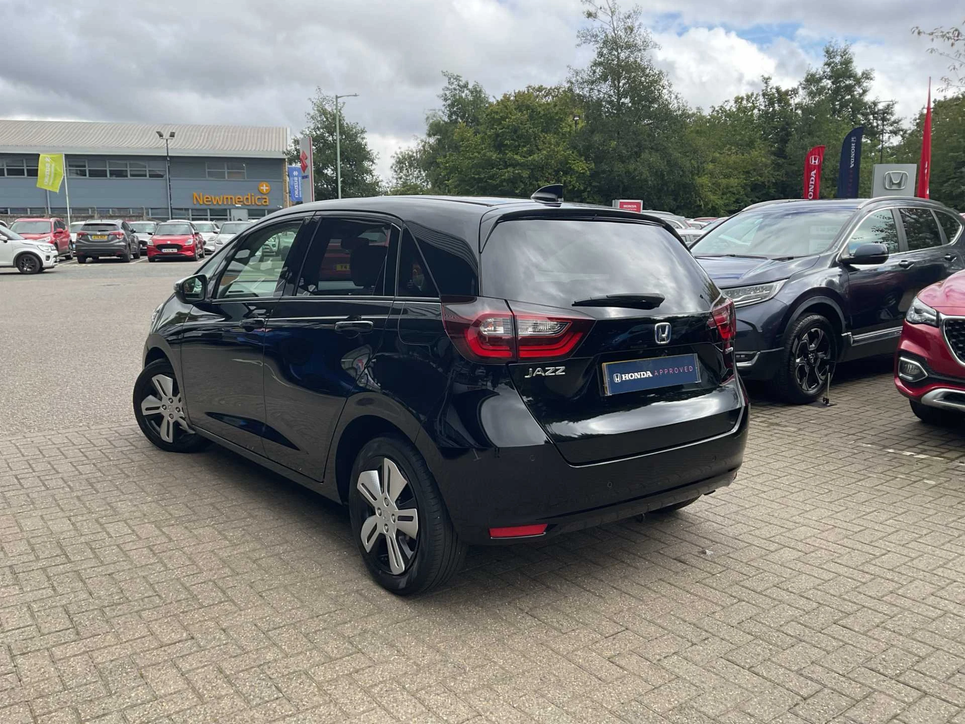 Vehicle image 3
