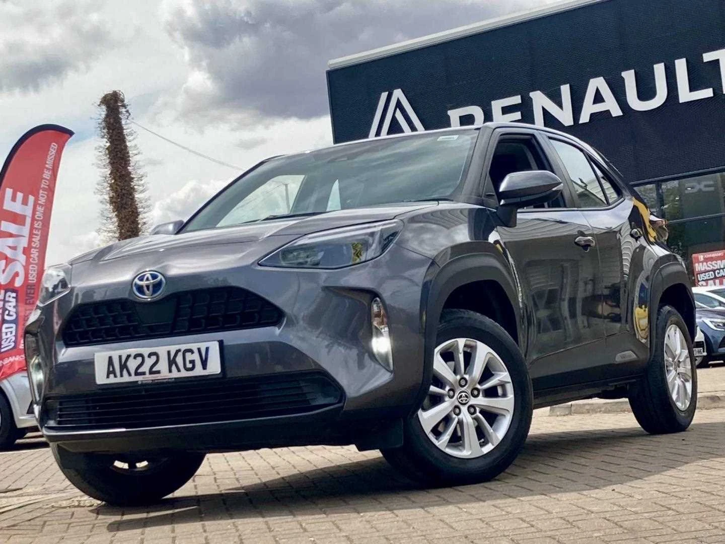 Vehicle image 5