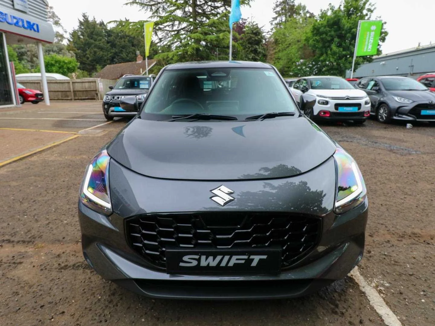 Vehicle image 6