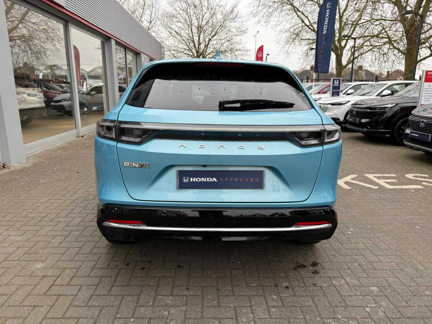 Vehicle image 7