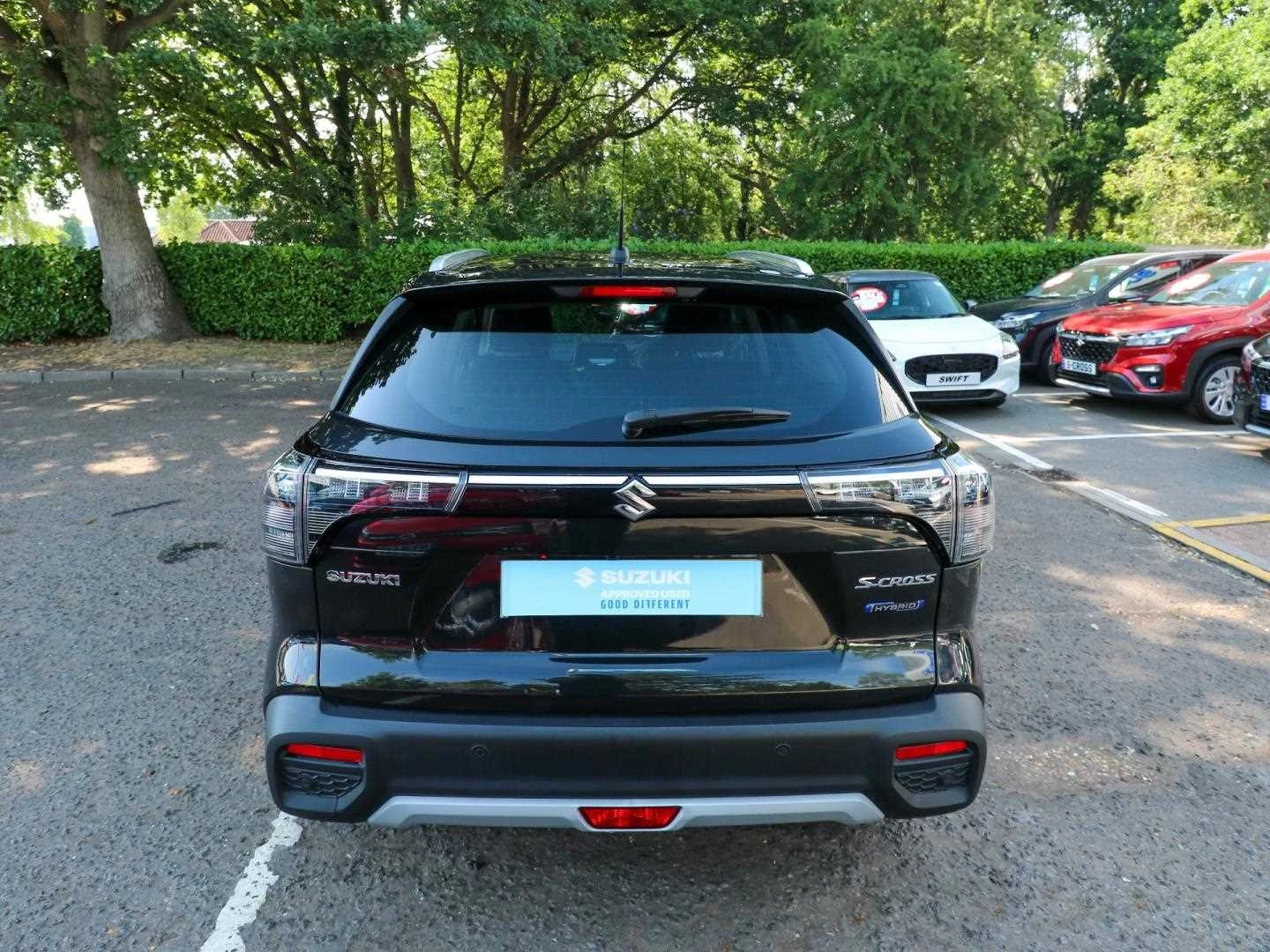 Vehicle image 7