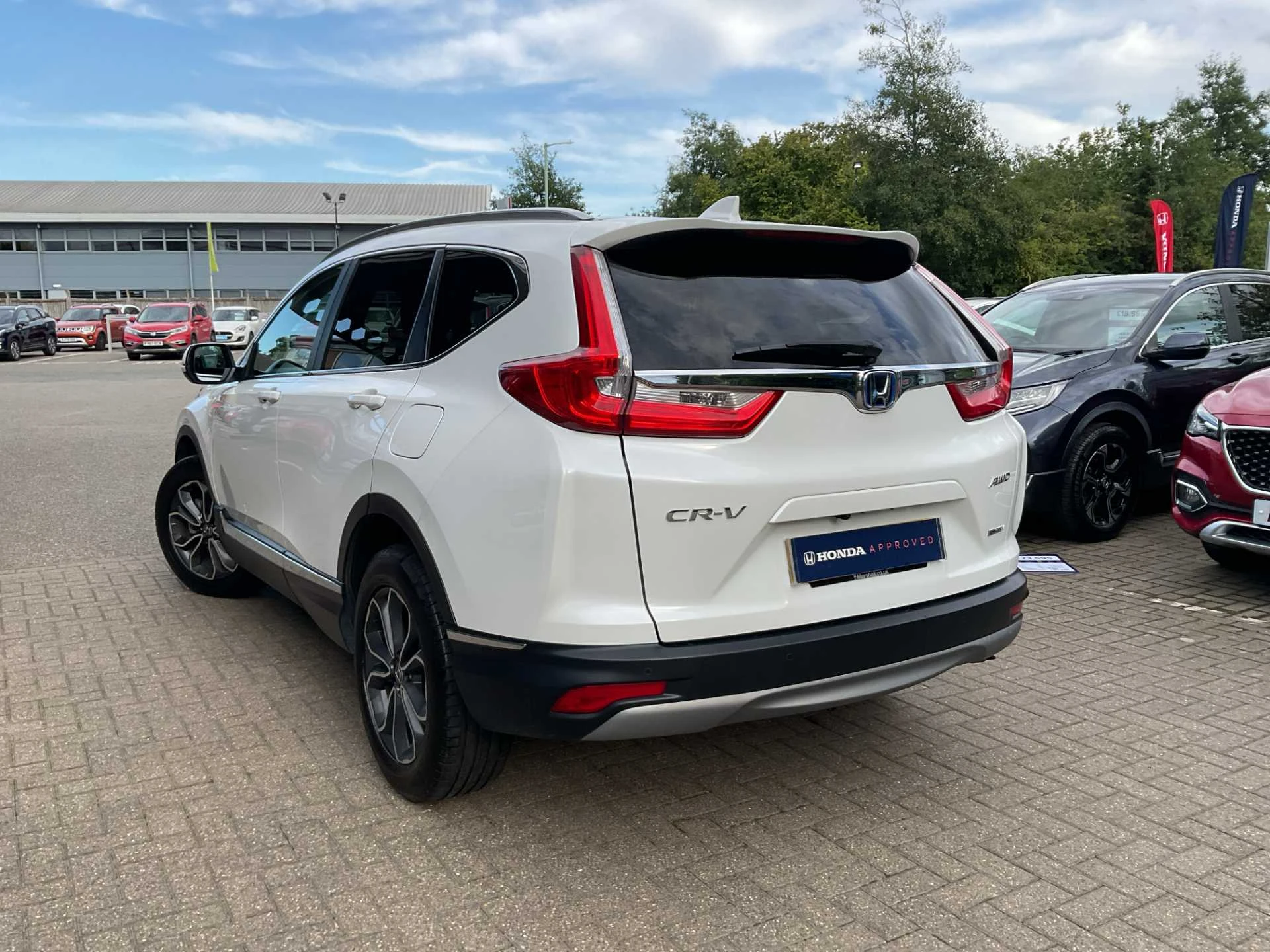 Vehicle image 3