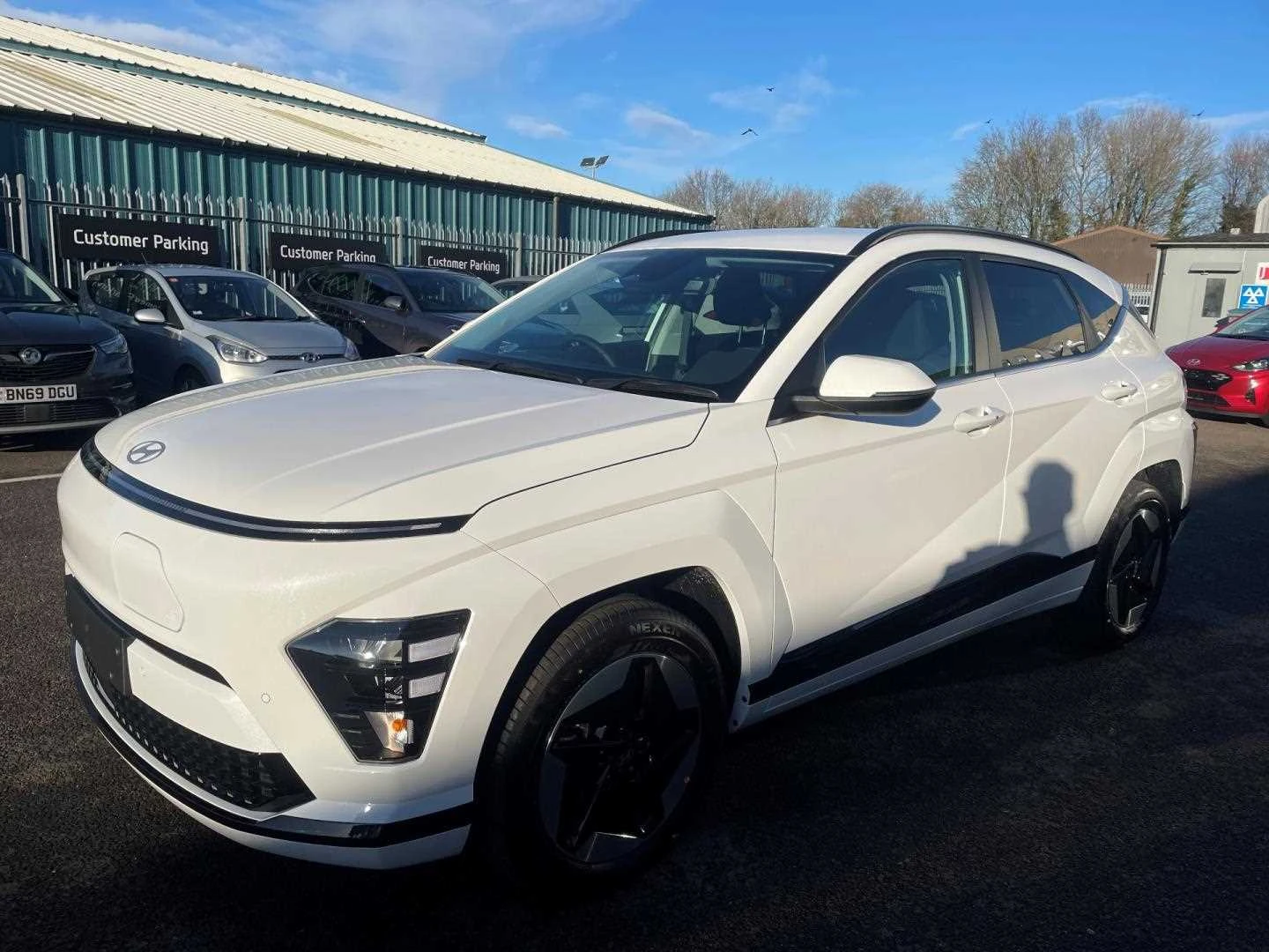Vehicle image 3