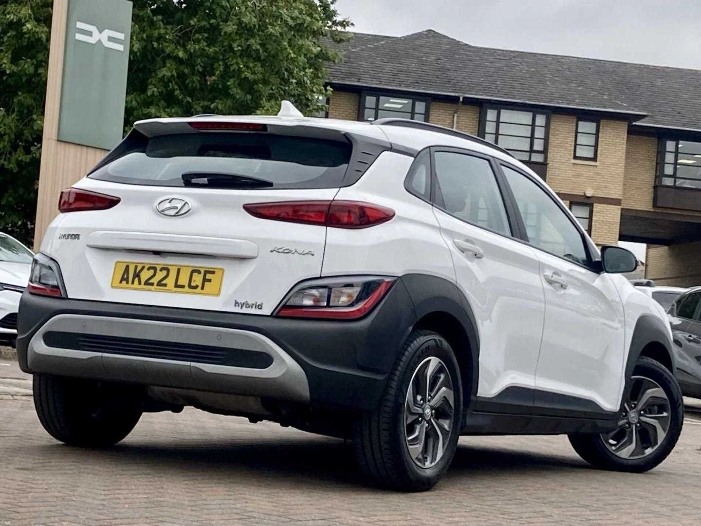 Vehicle image 7