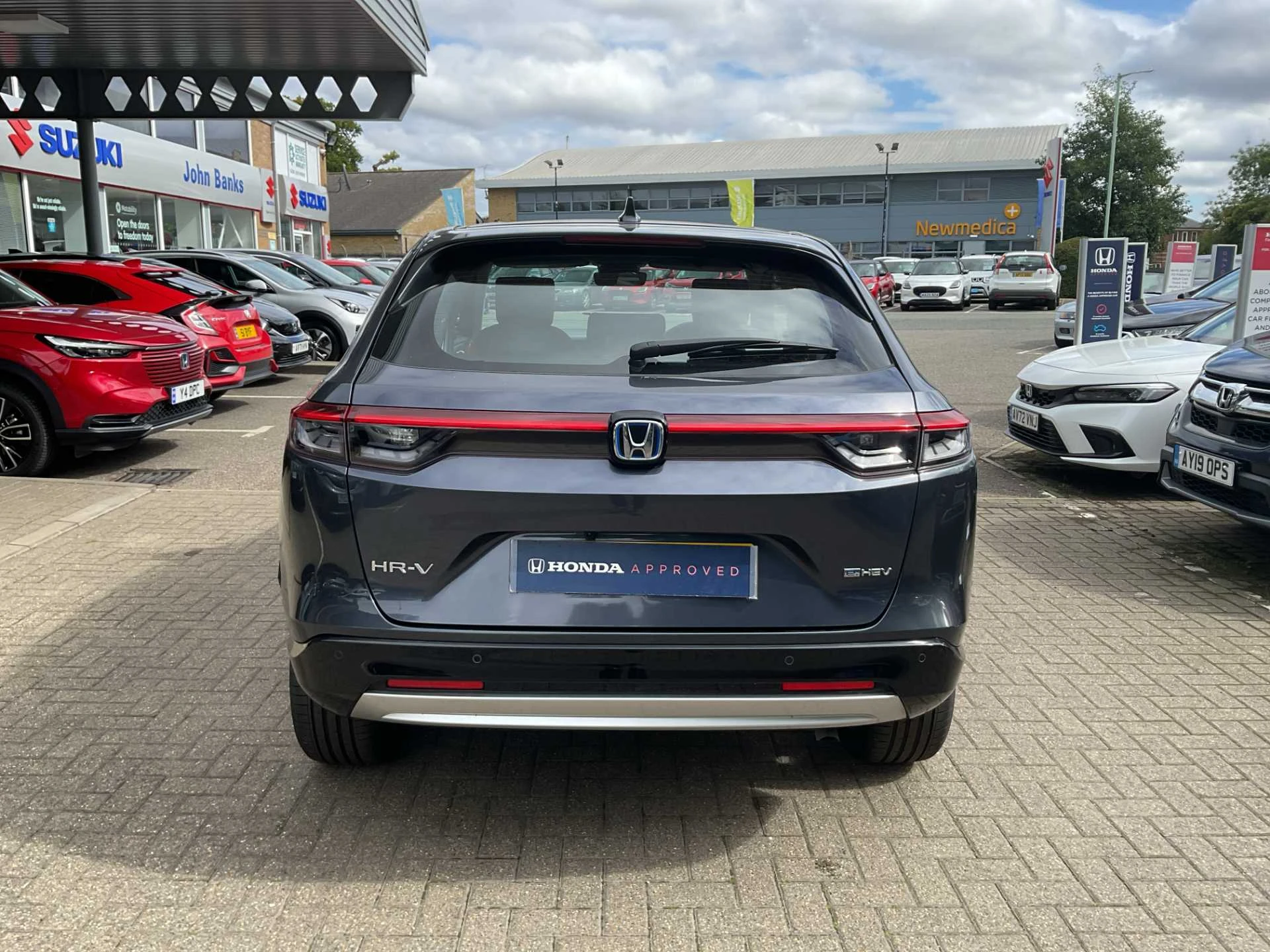 Vehicle image 7