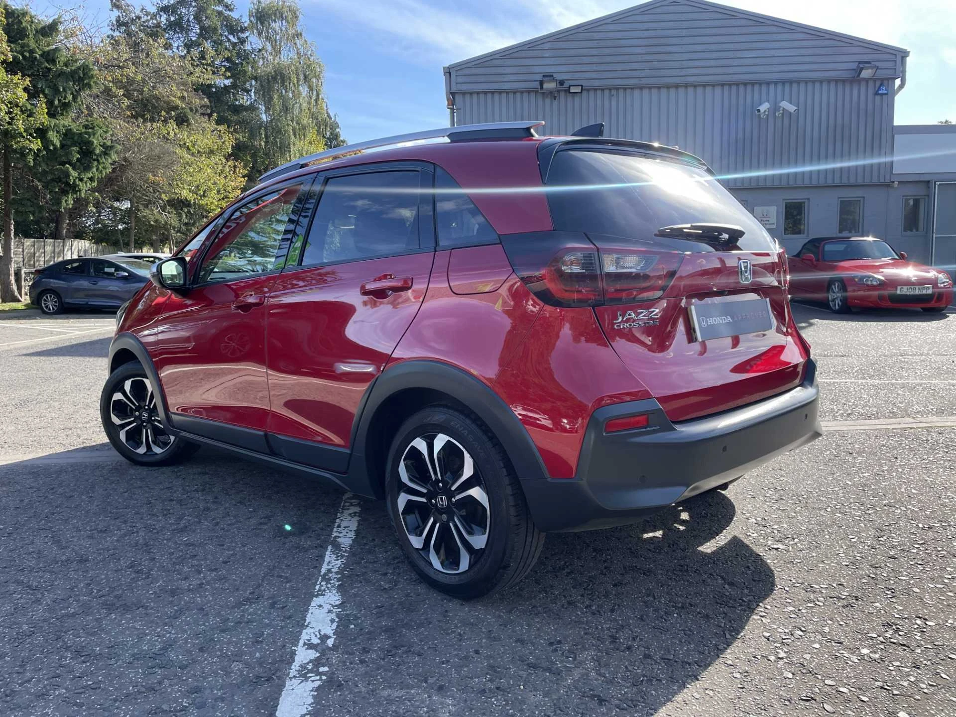 Vehicle image 3