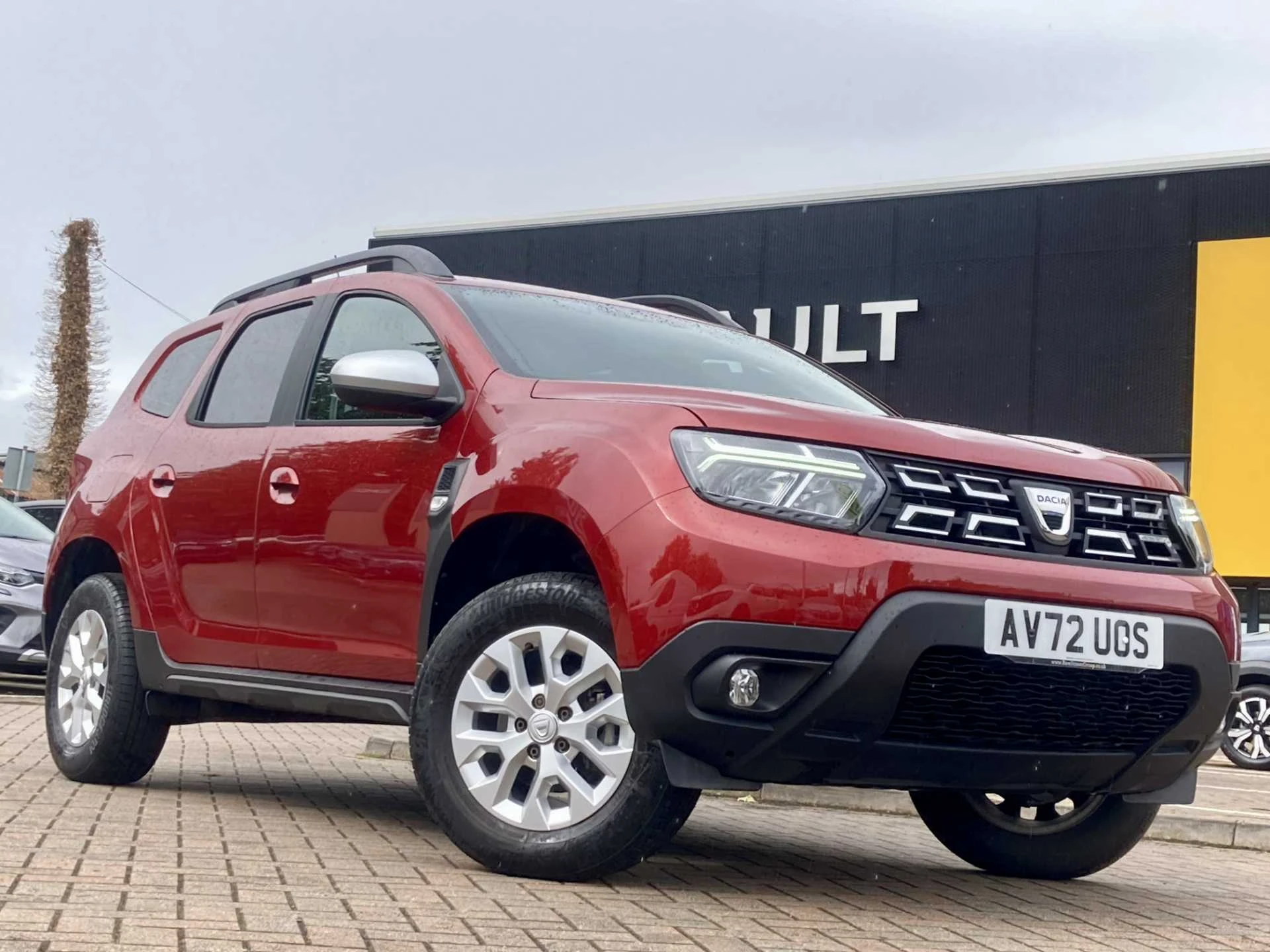 Vehicle image 3