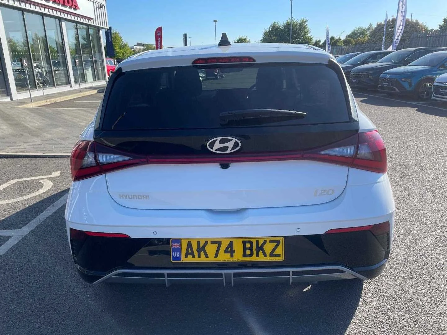 Vehicle image 7