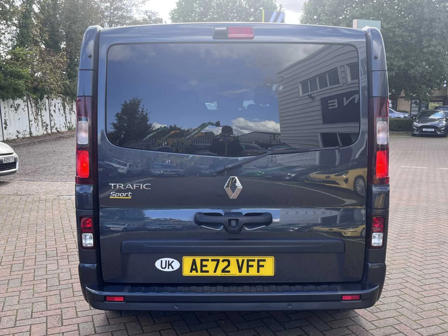 Vehicle image 6