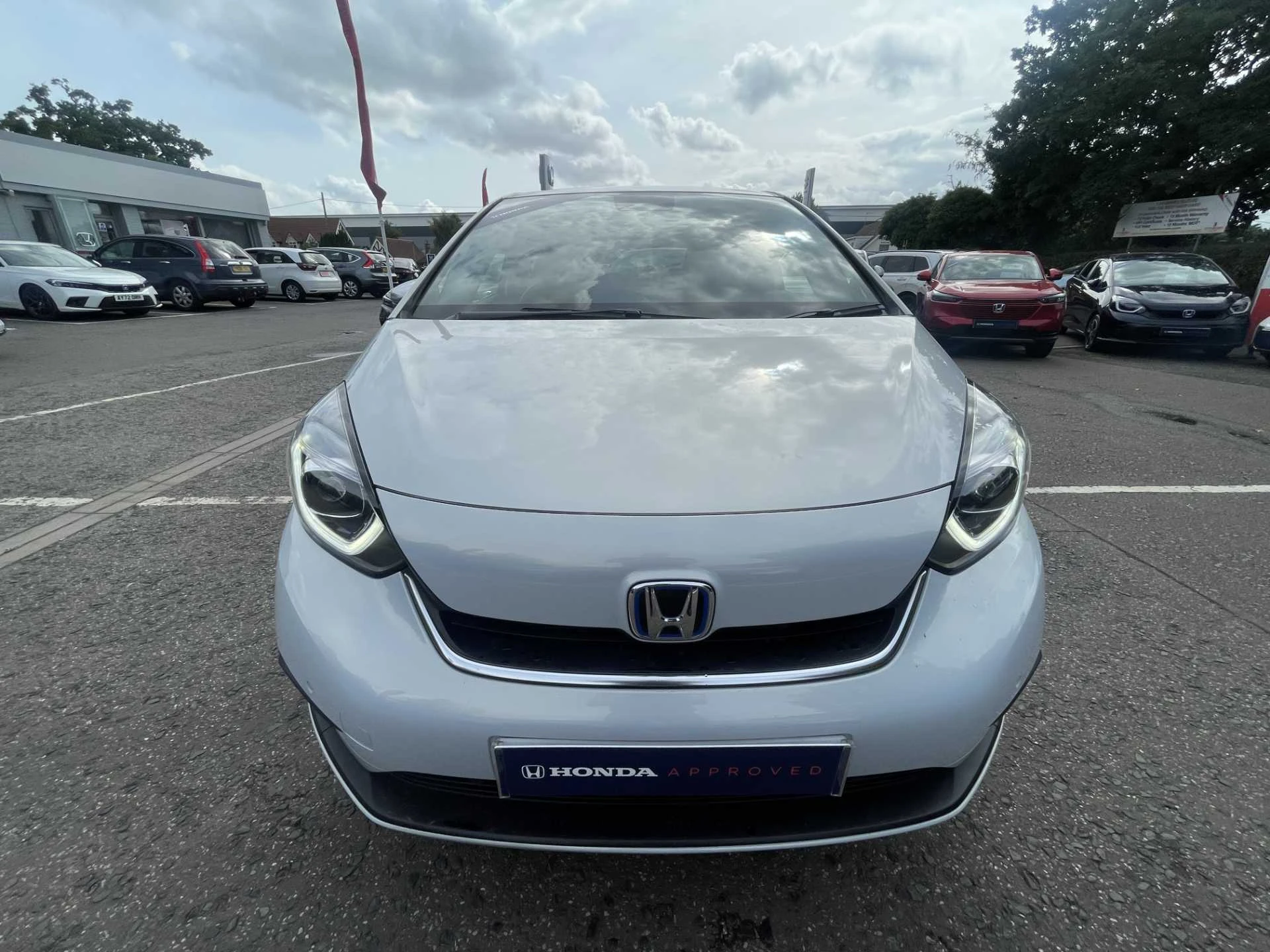 Vehicle image 6