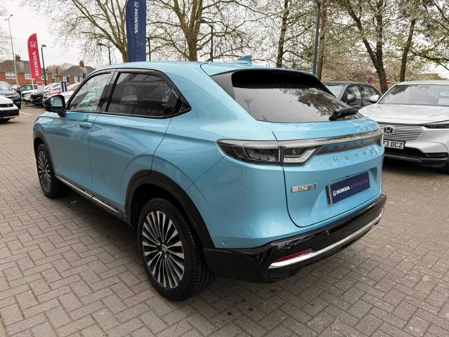 Vehicle image 3