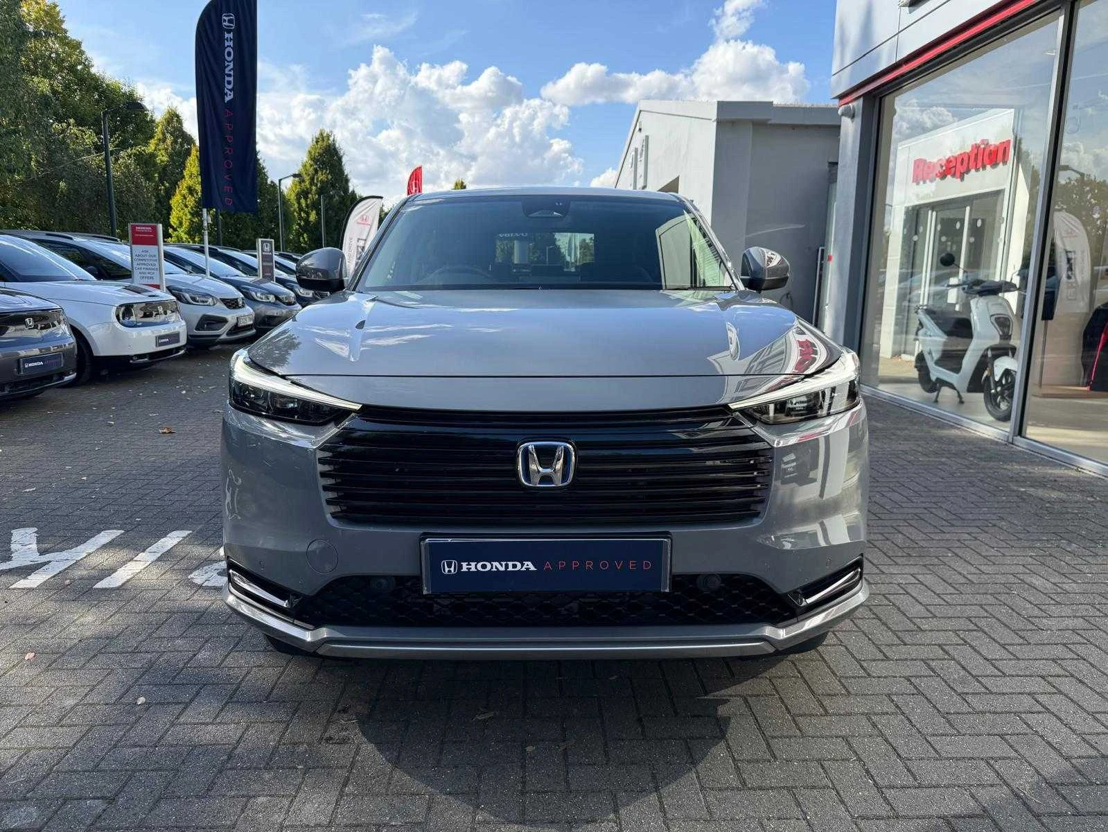 Vehicle image 7