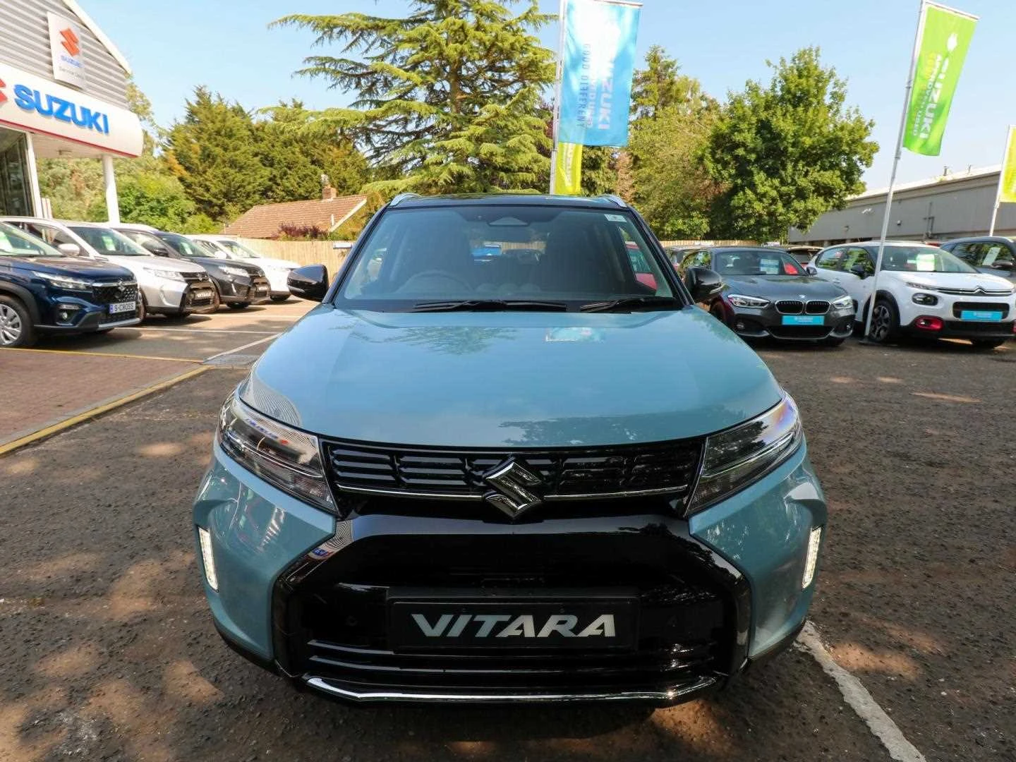 Vehicle image 6