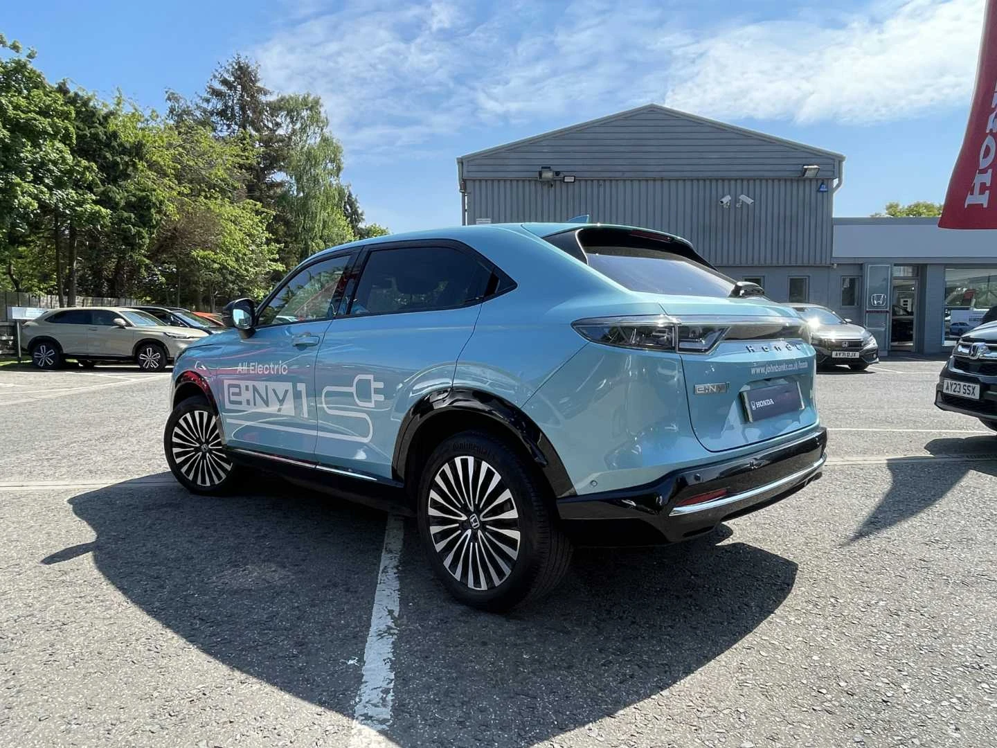 Vehicle image 3