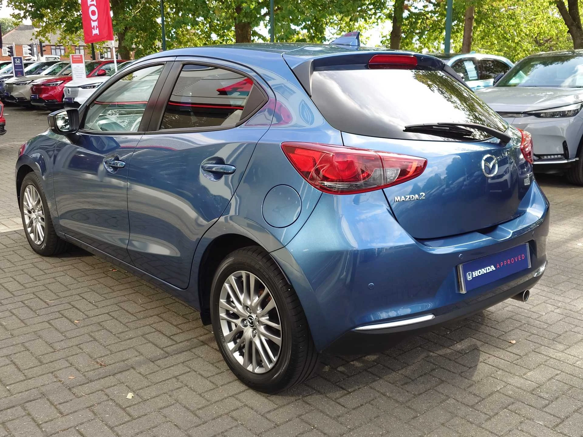 Vehicle image 3