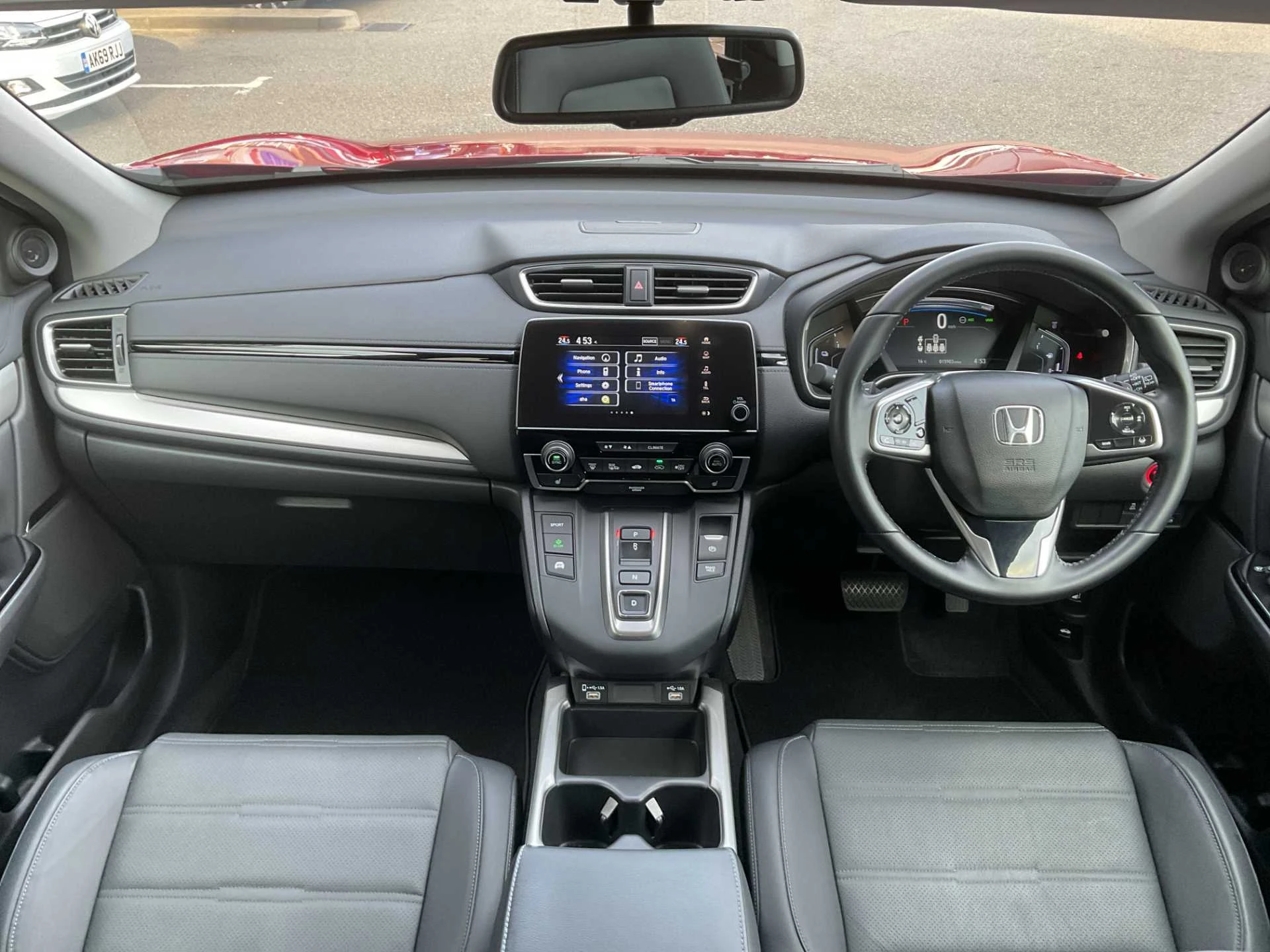 Vehicle image 4