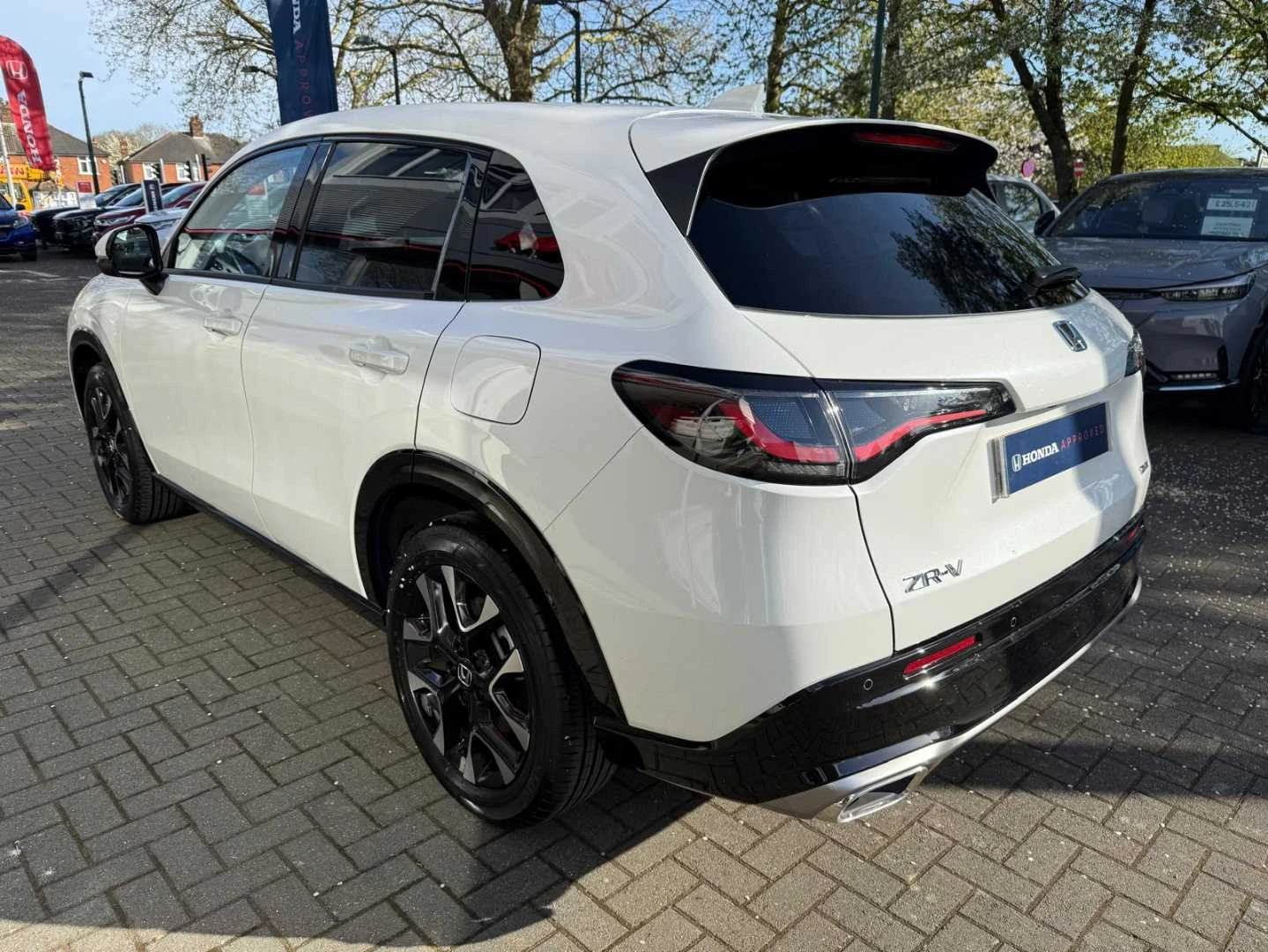 Vehicle image 3