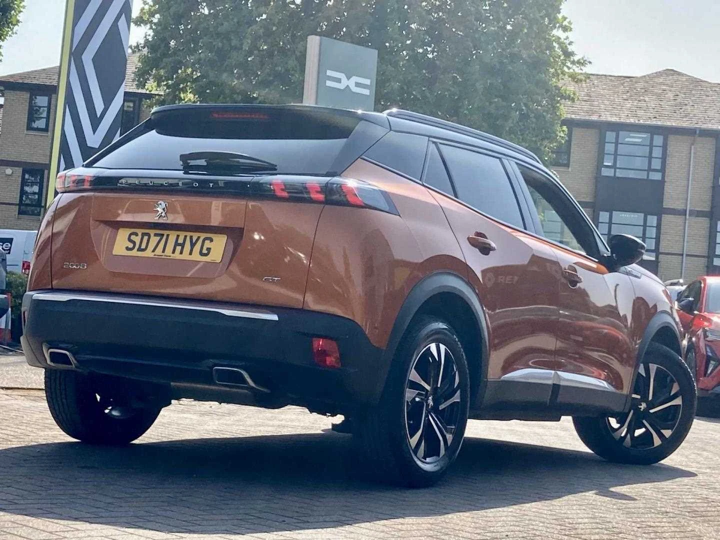Vehicle image 7