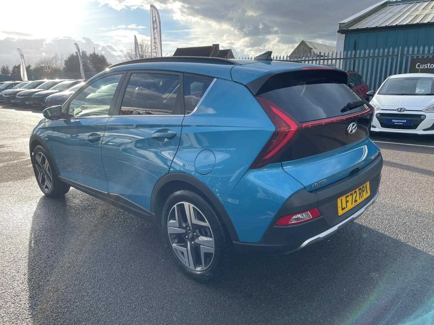 Vehicle image 5