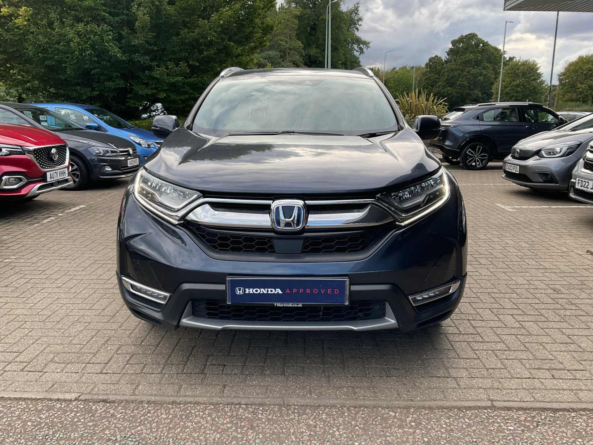 Vehicle image 5