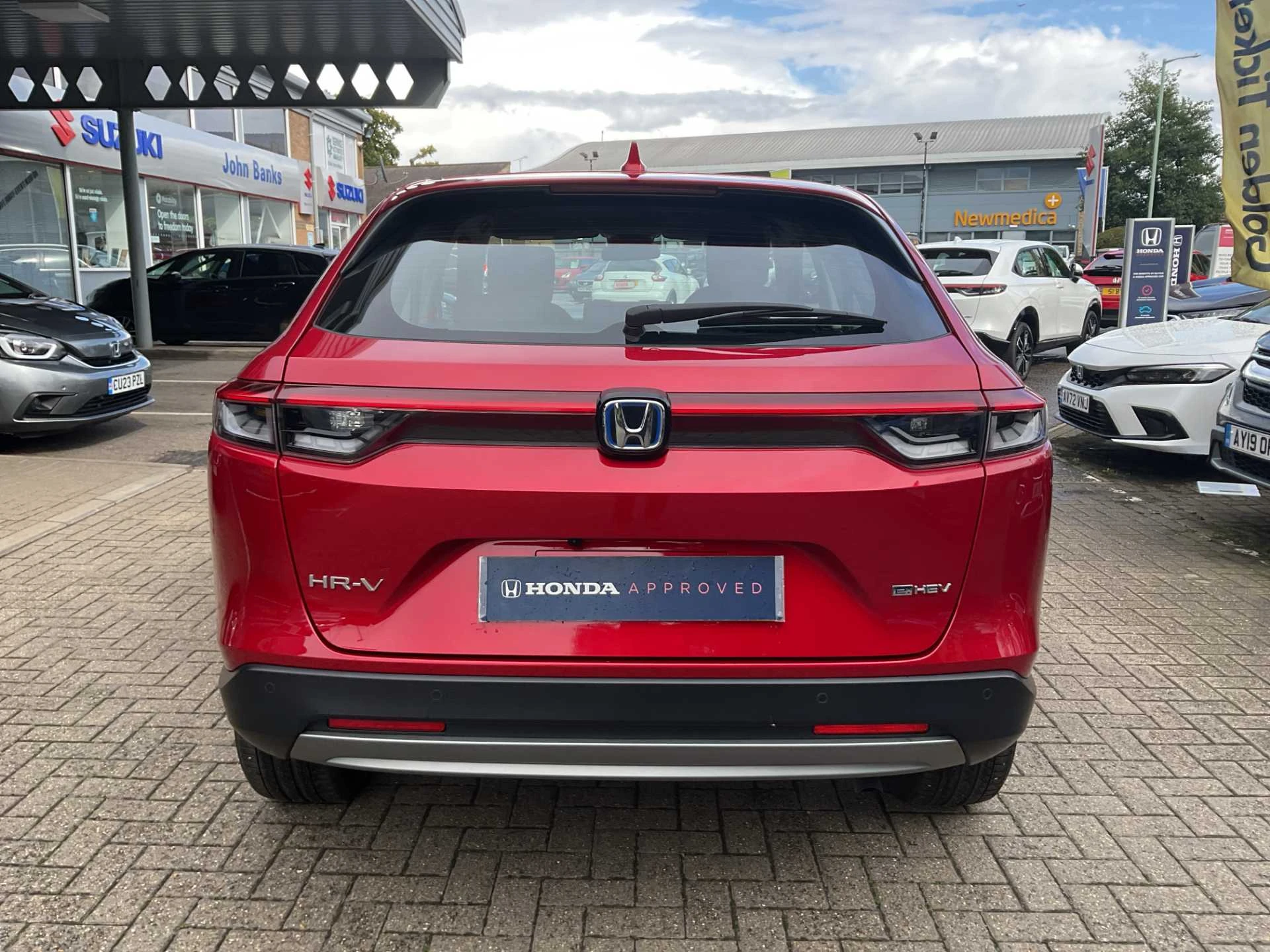 Vehicle image 7