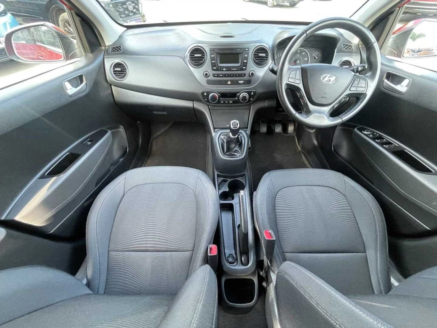 Vehicle image 4