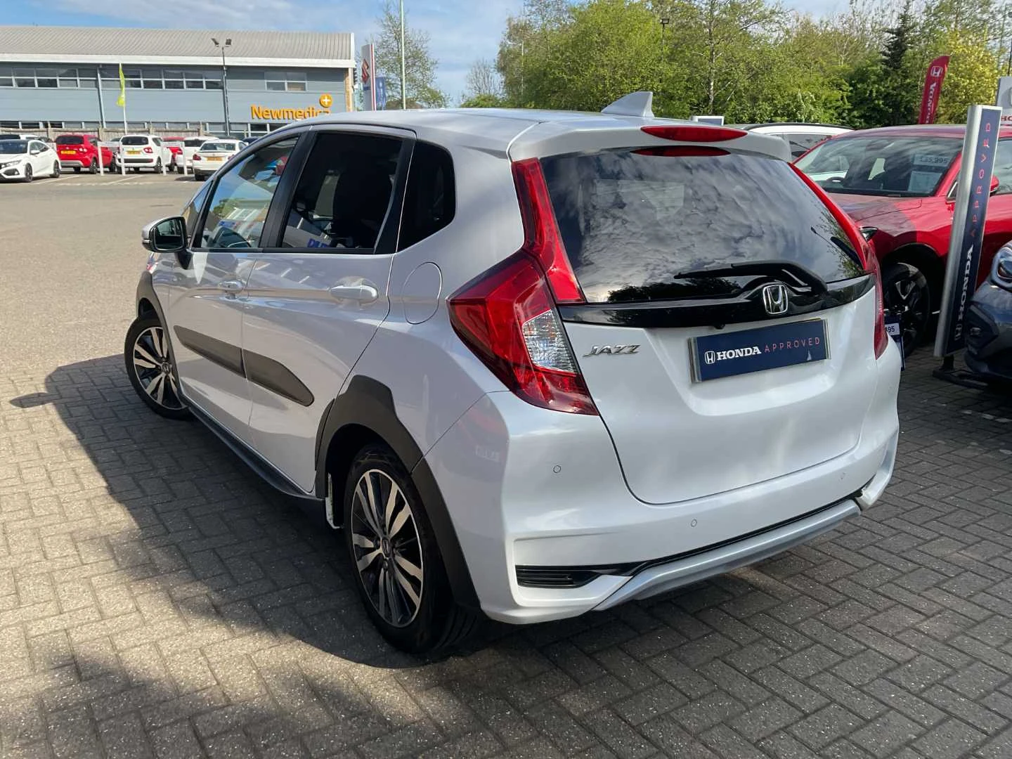 Vehicle image 3