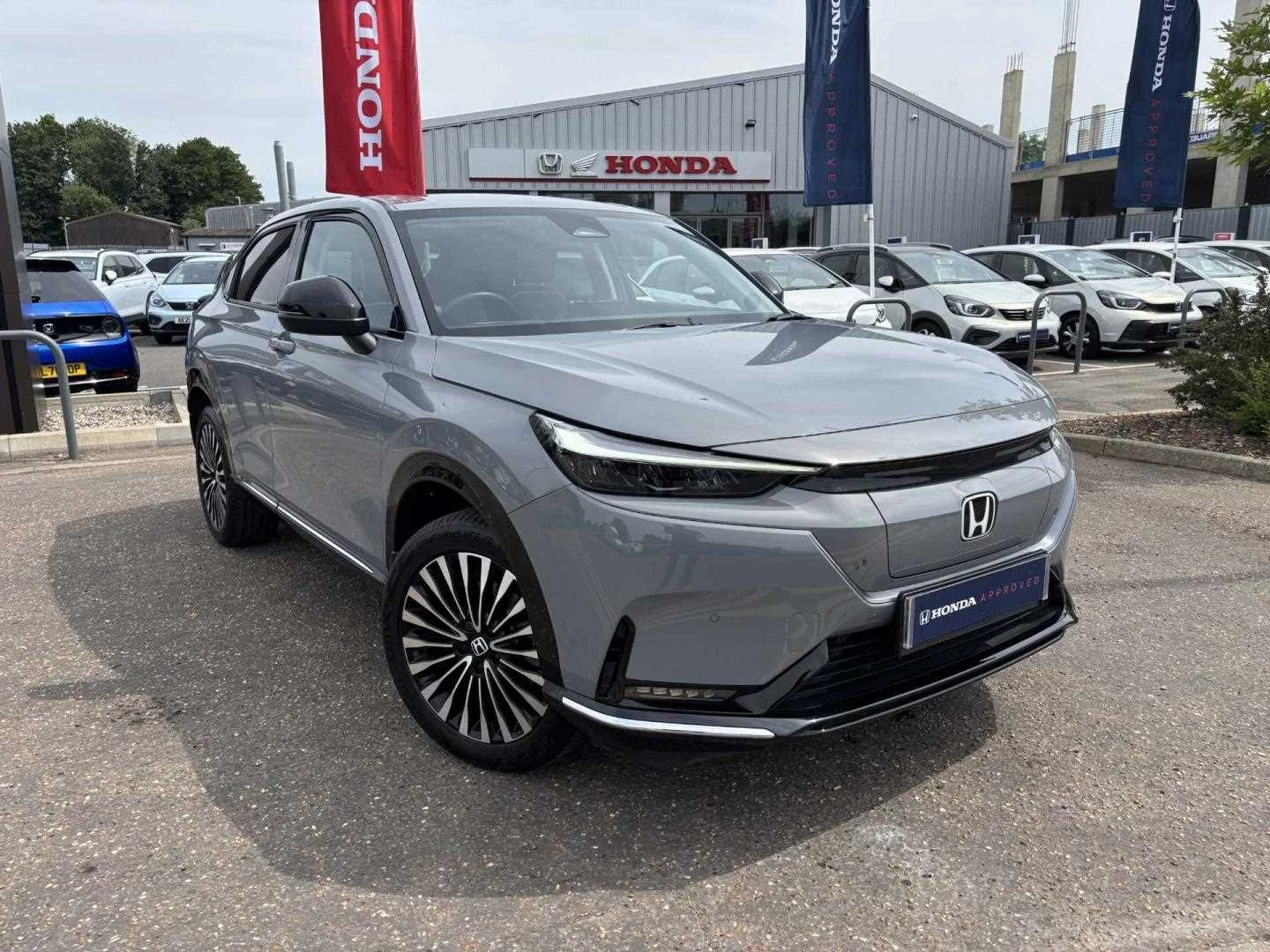 Vehicle image 1