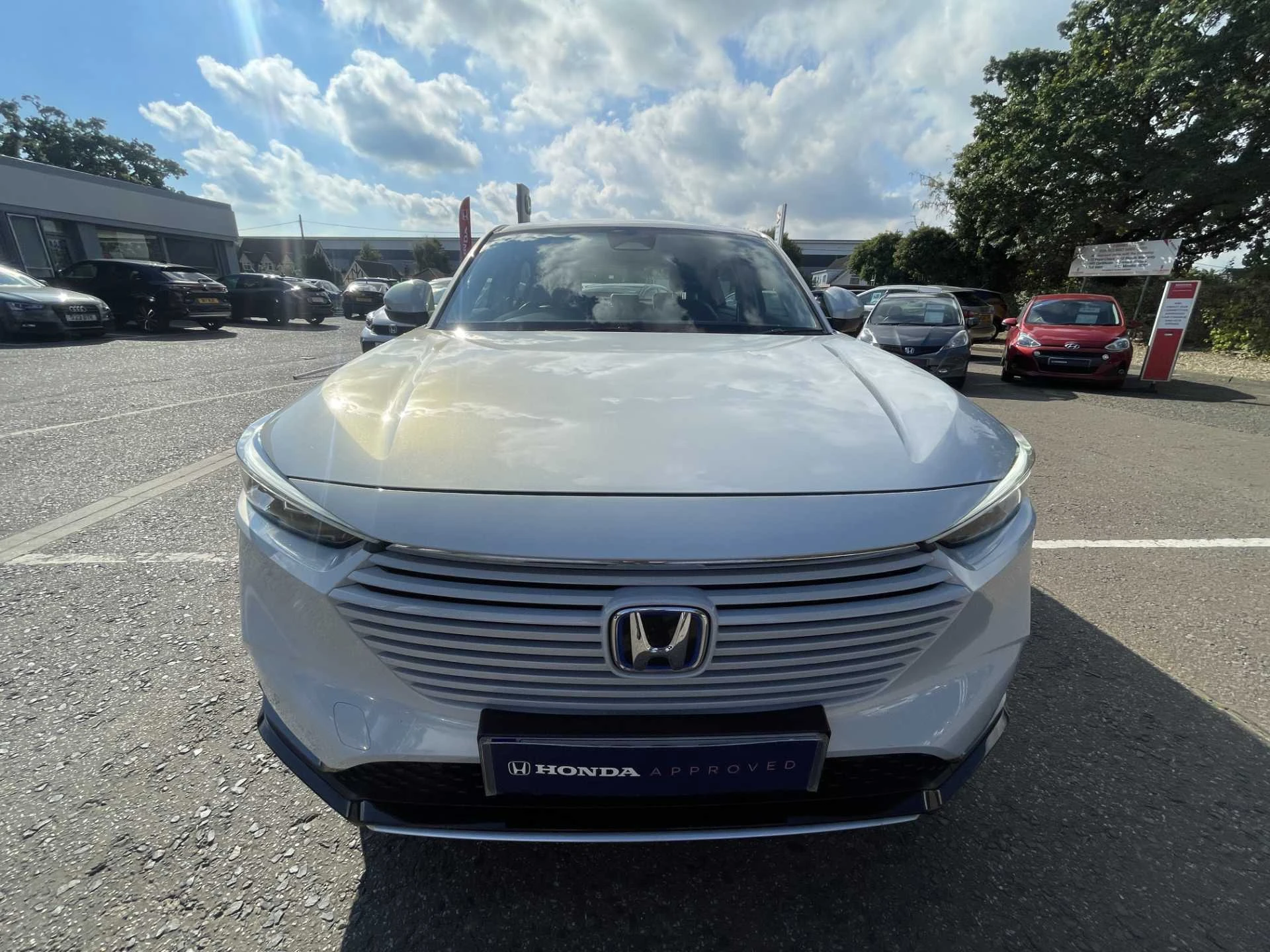 Vehicle image 6