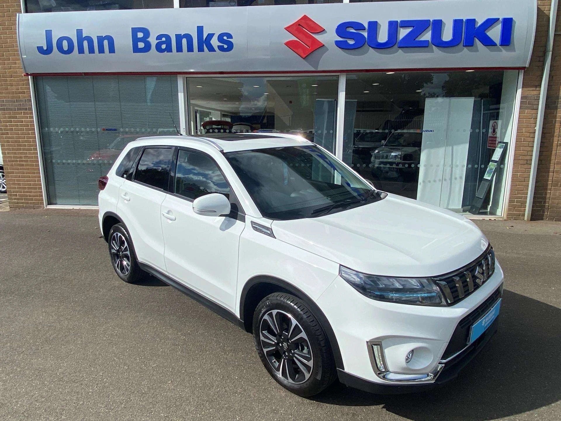 Vehicle image 3