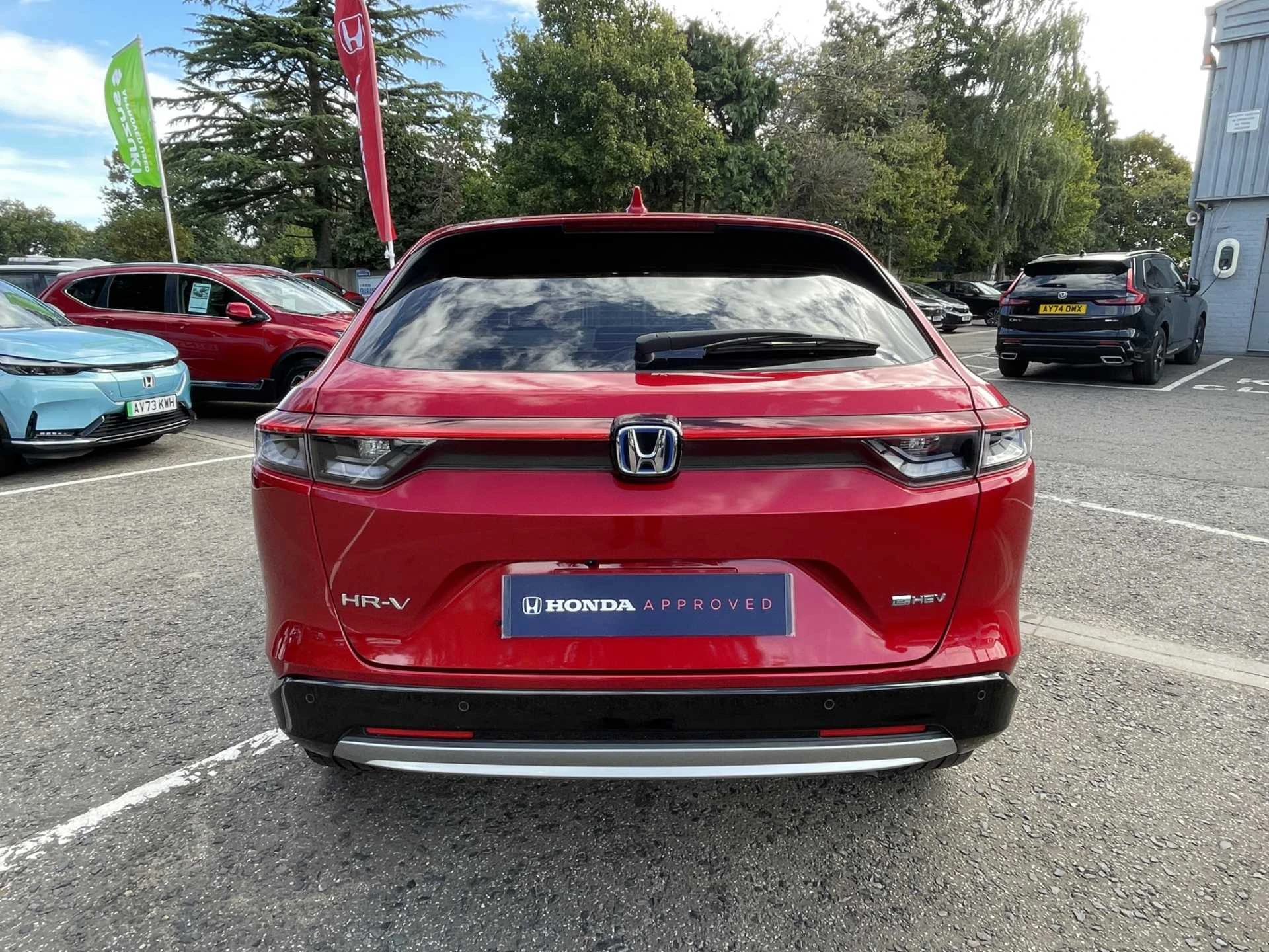 Vehicle image 7