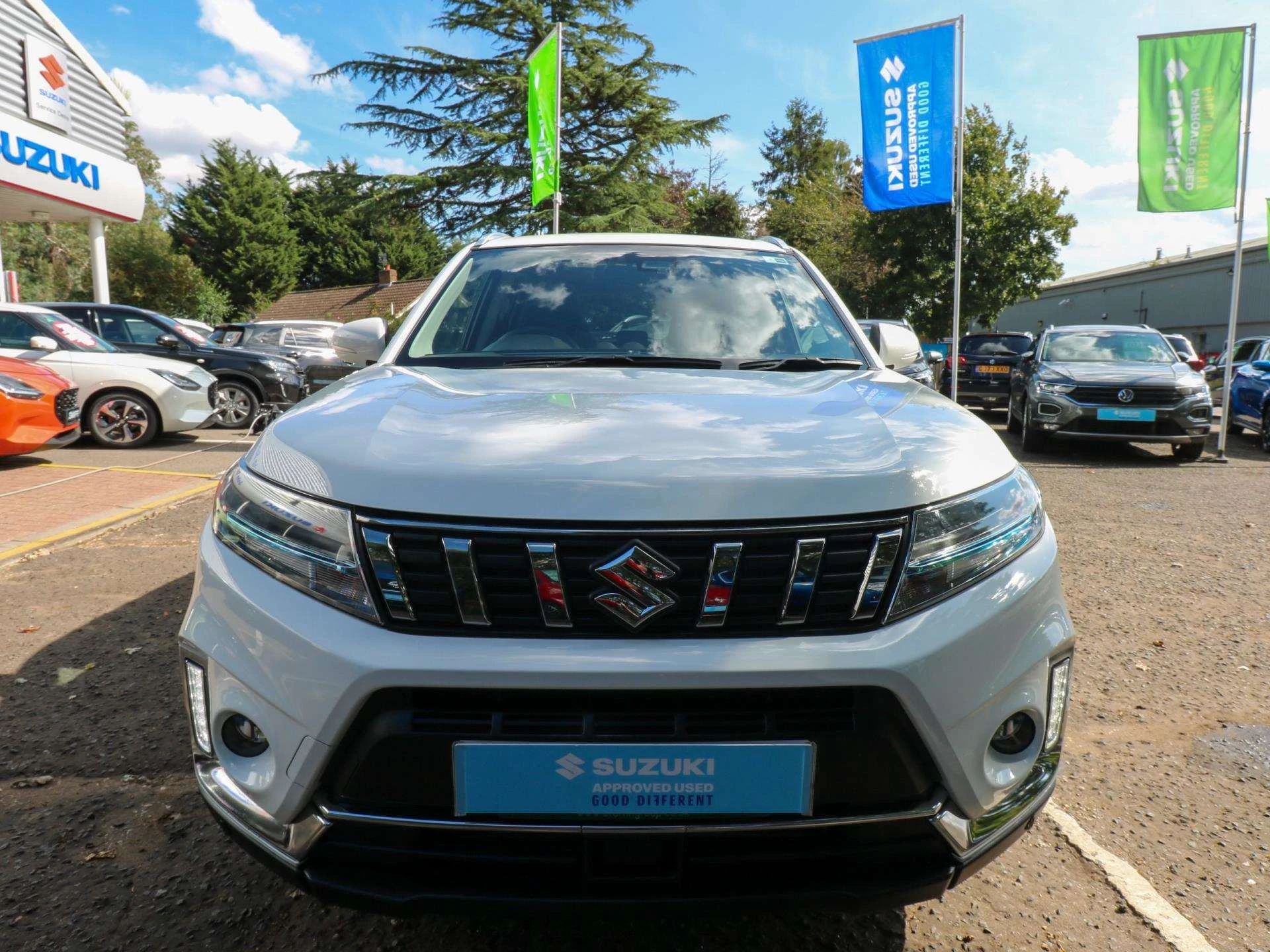 Vehicle image 6