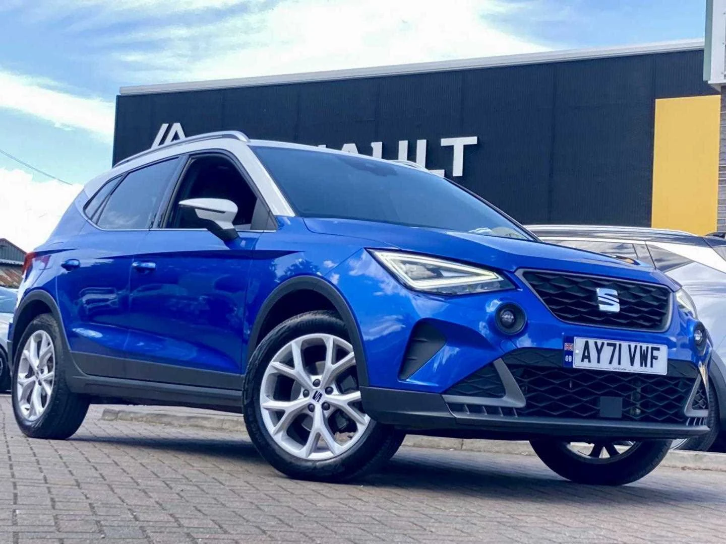 Vehicle image 3