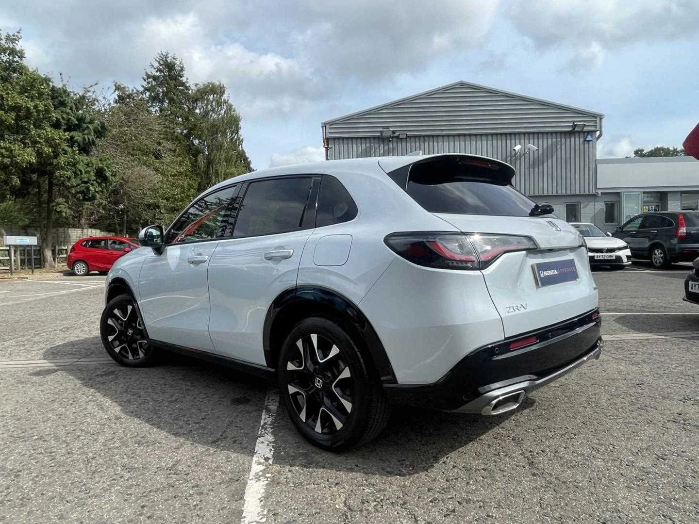Vehicle image 3